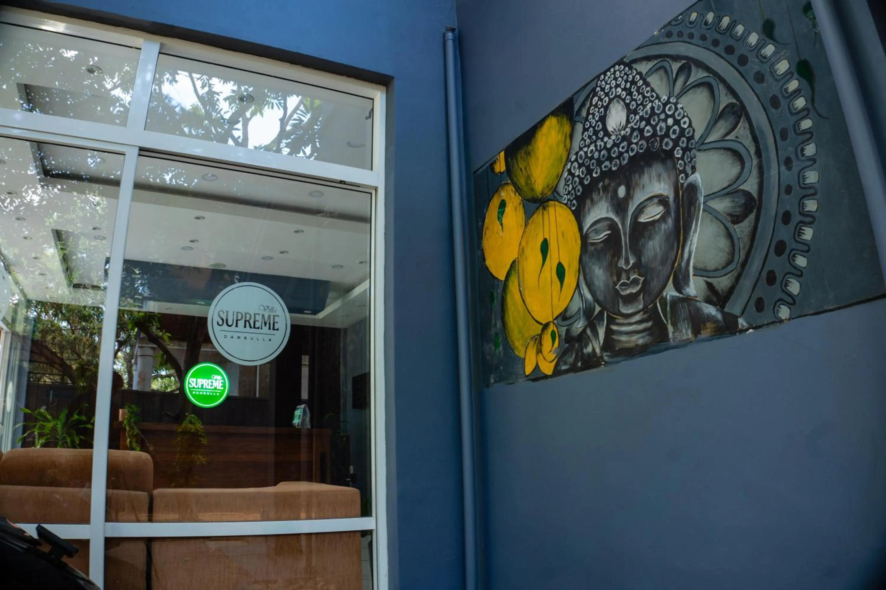Patio in Supreme Dambulla