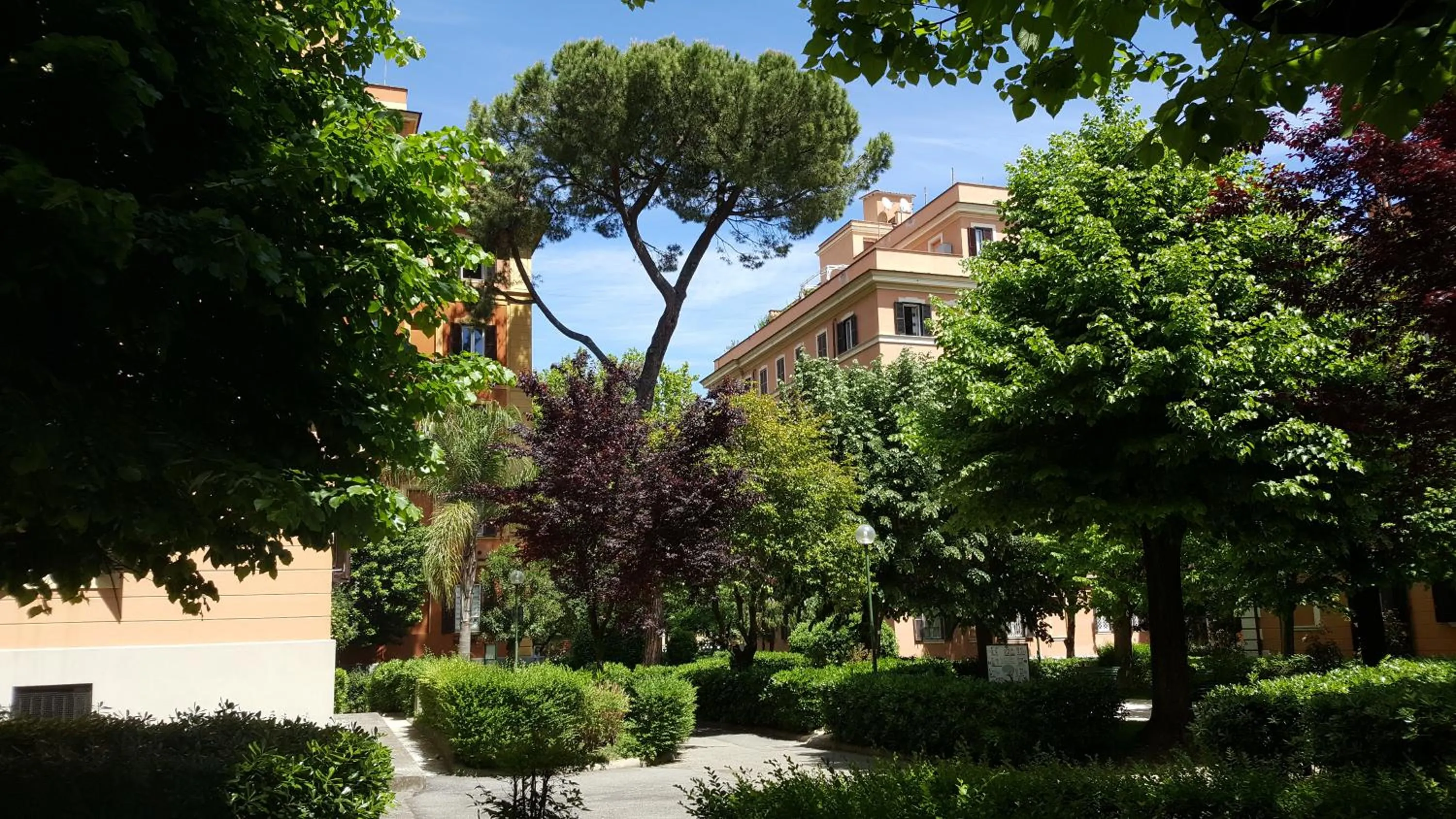 Property building in Bed & Breakfast A Casa di Lia a Roma