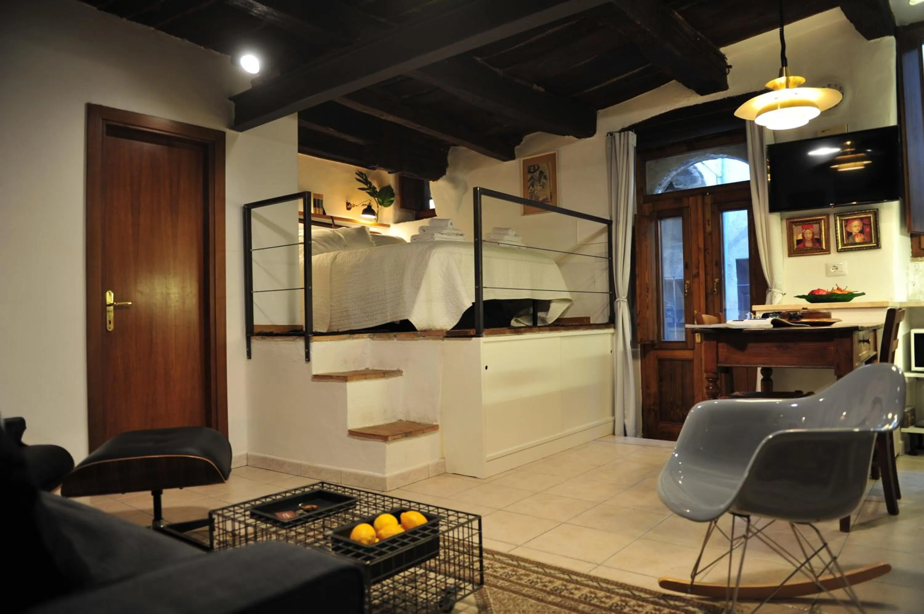 Photo of the whole room in Casa Messi