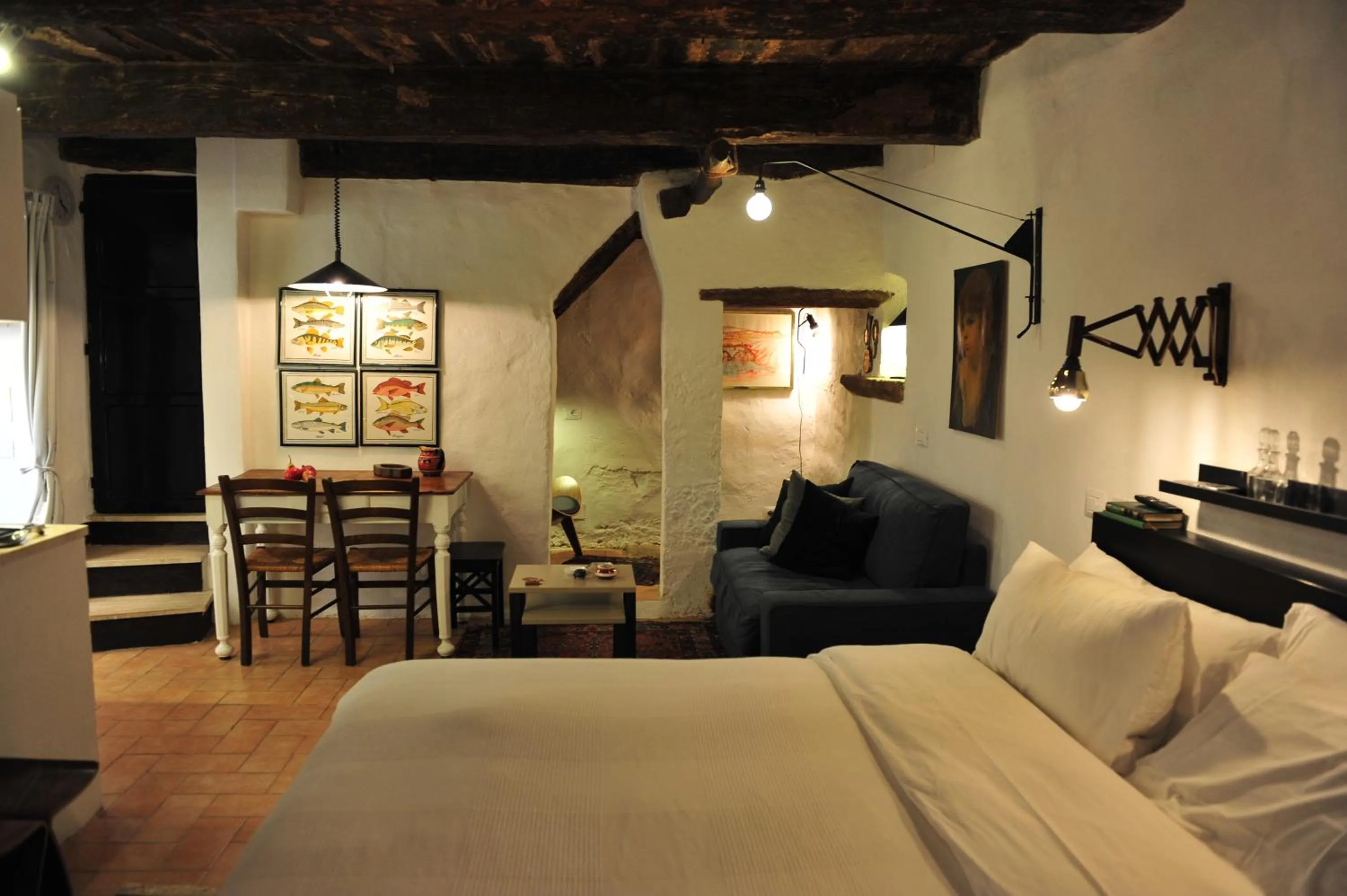 Photo of the whole room, Bed in Casa Messi