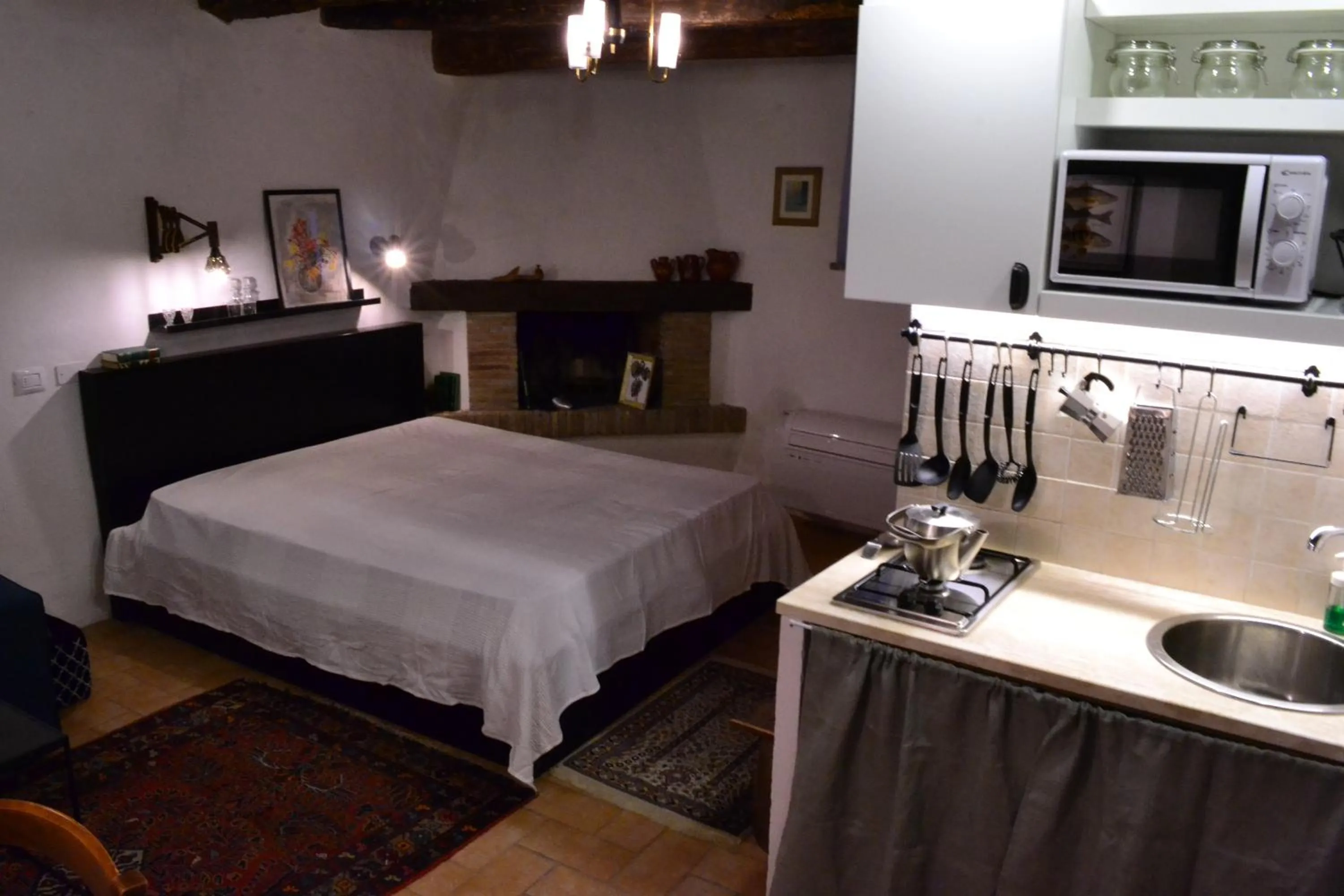 Photo of the whole room, Bed in Casa Messi