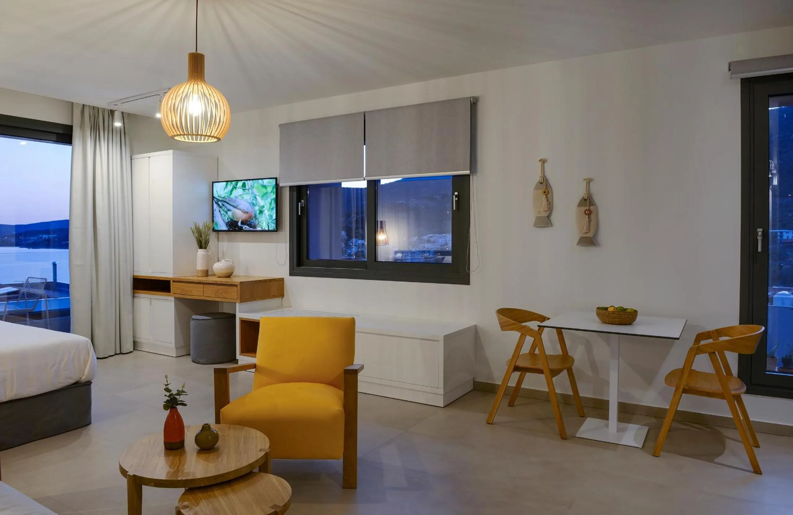 Photo of the whole room in MARAVILLA SUITES