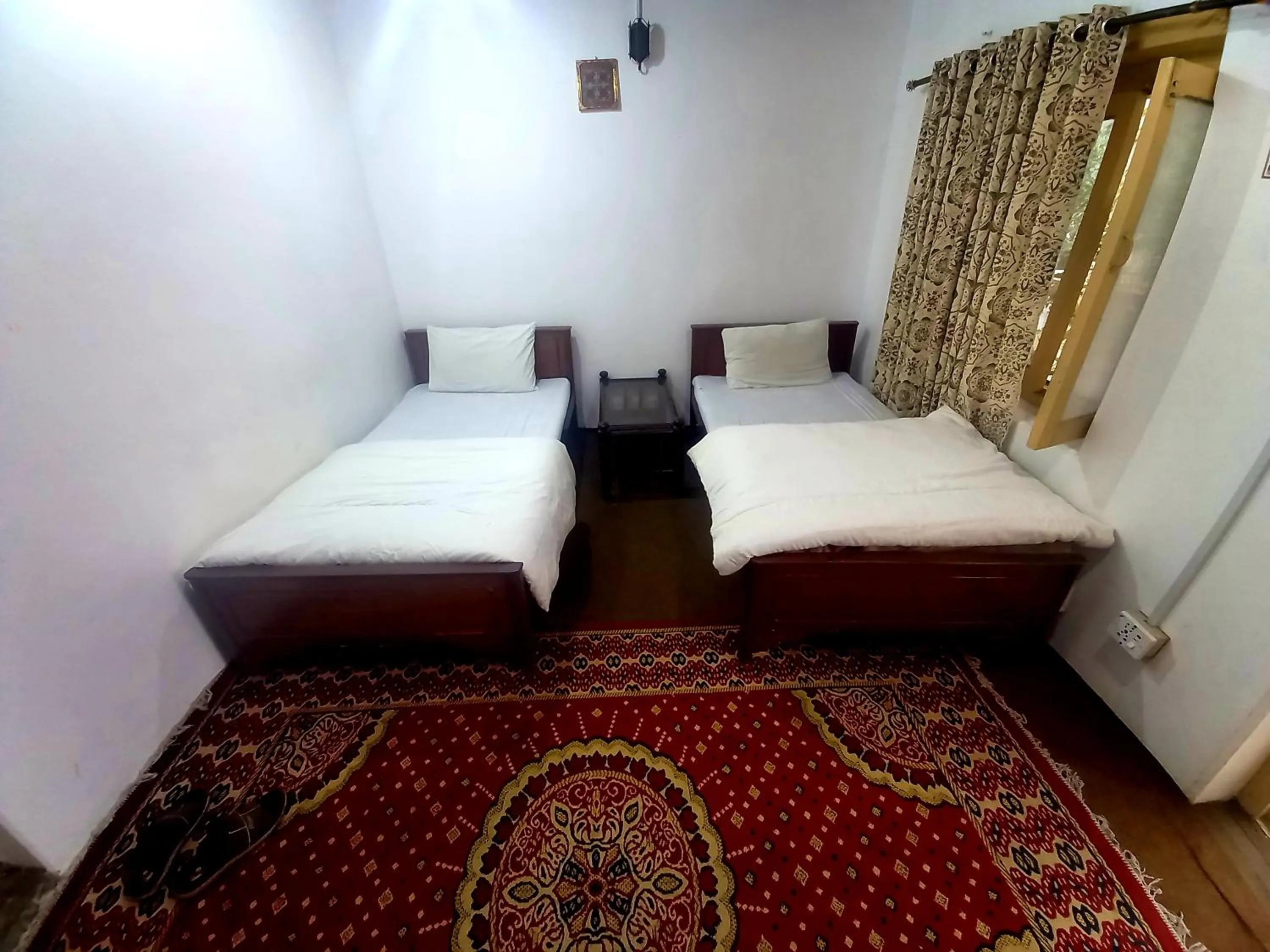 Bed in Tourist Cottage Hunza