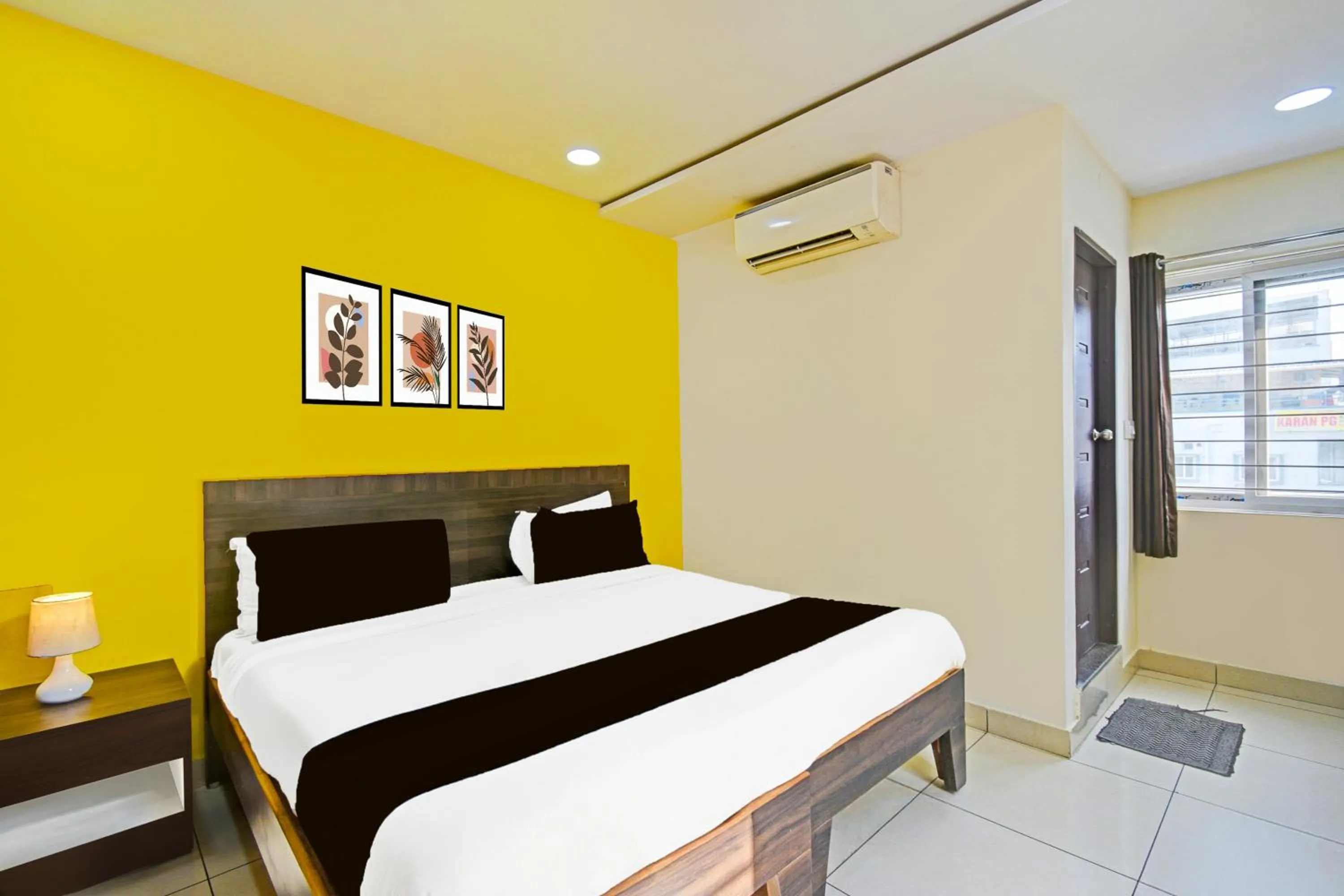 Bedroom, Bed in Super Hotel O Kondapur Hyderabad Formerly Dunes Inn