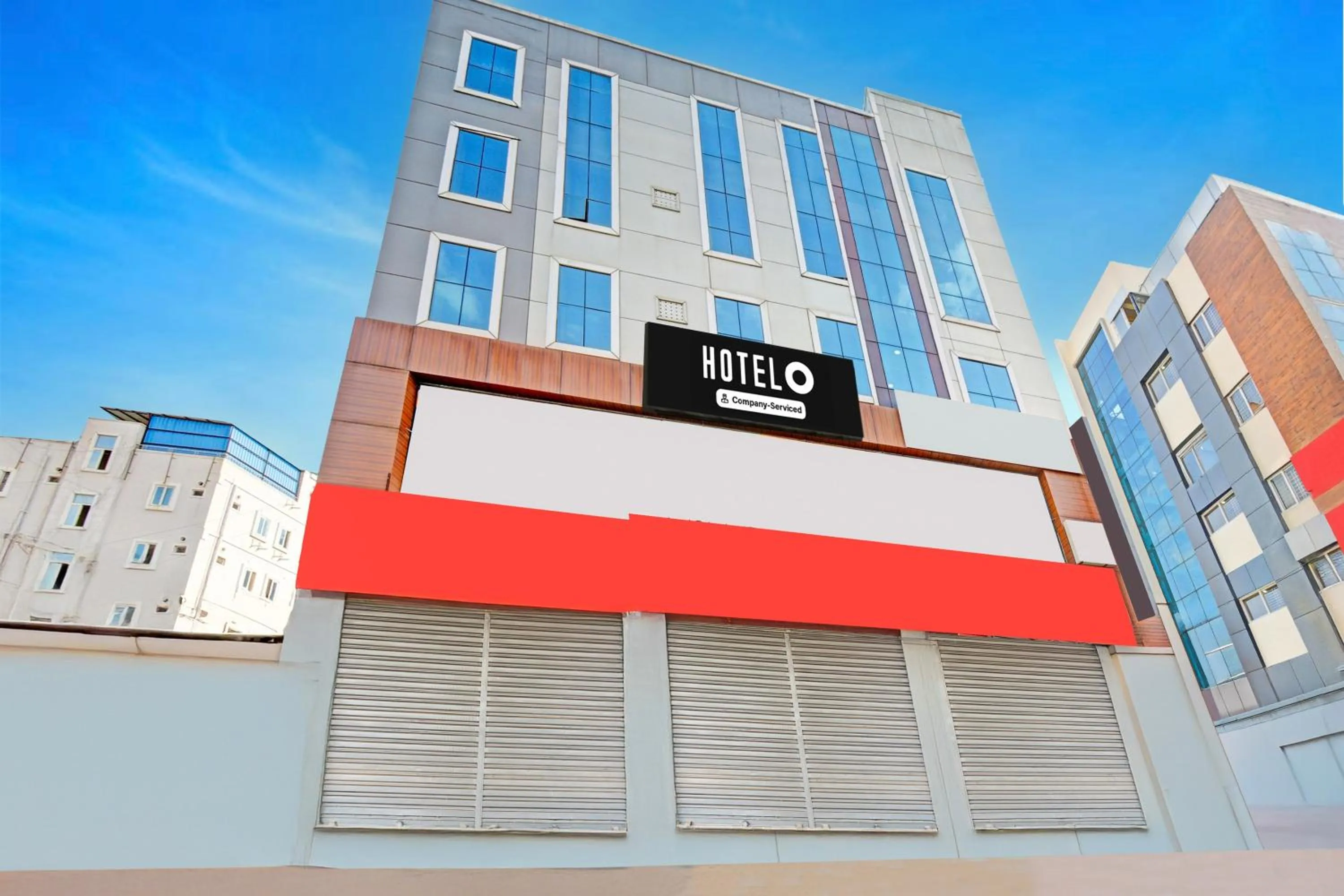 Facade/entrance in Super Hotel O Kondapur Hyderabad Formerly Dunes Inn