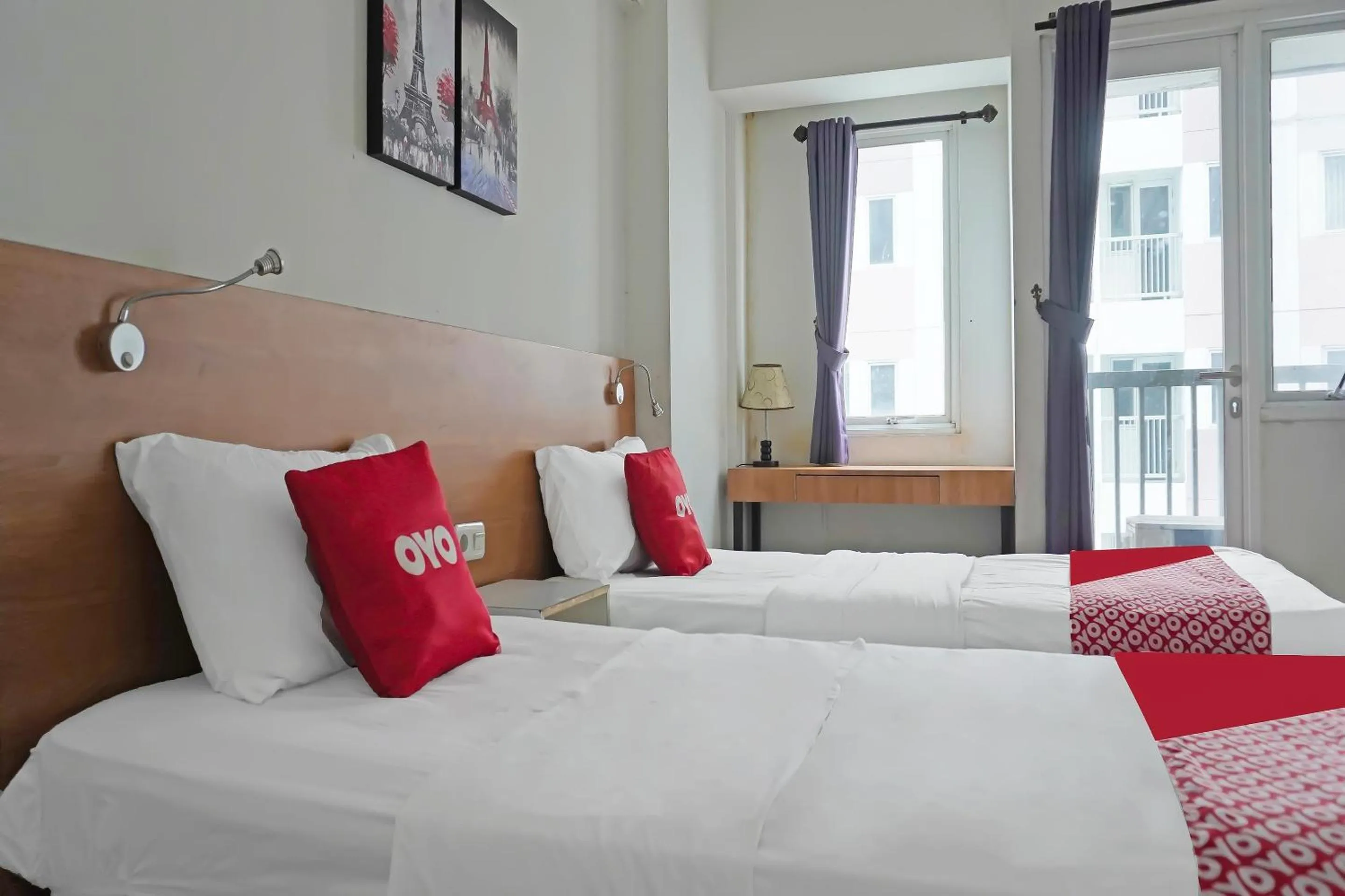 Bedroom in Hotel O Gkitroom