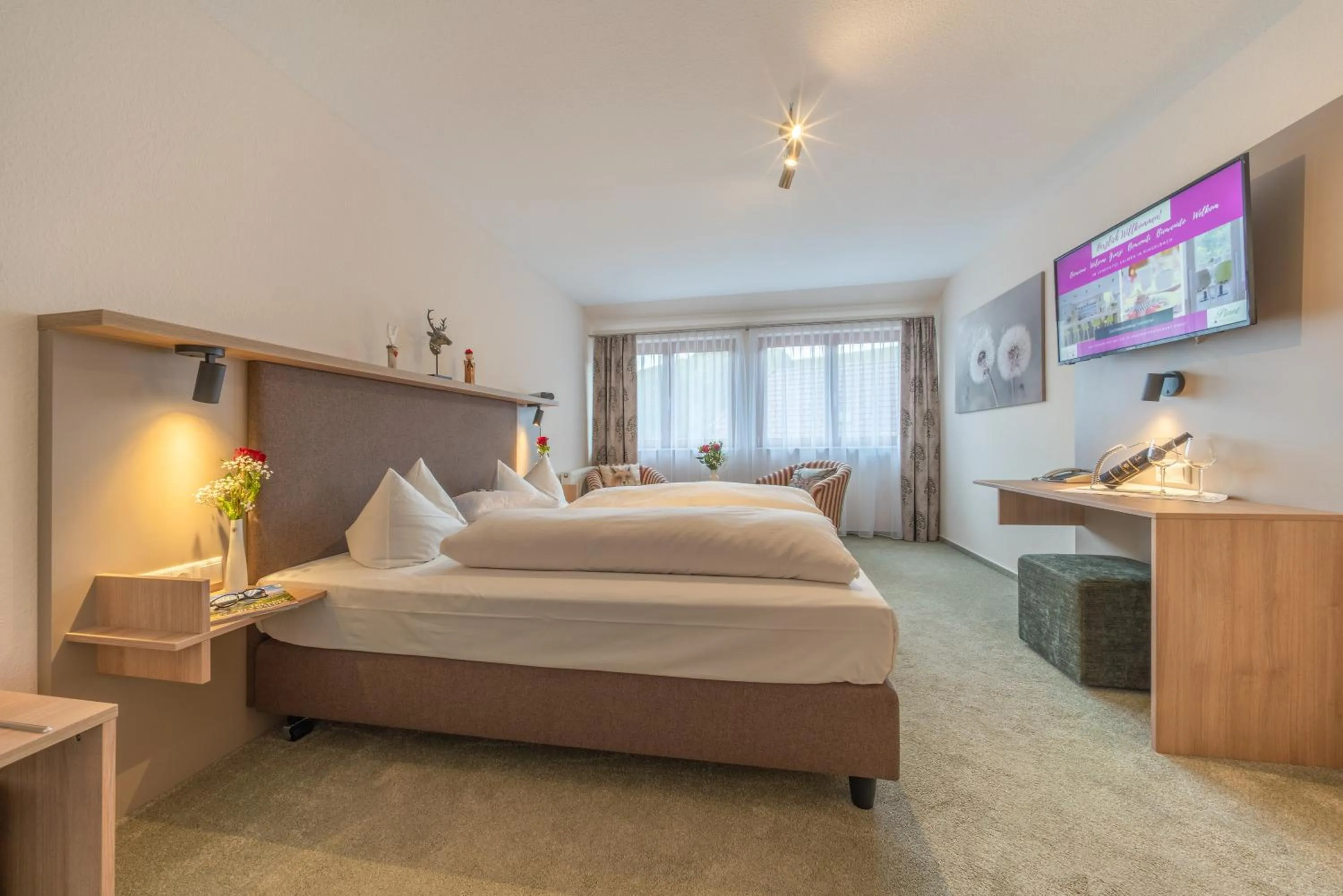 Photo of the whole room, Bed in Landhotel Salmen