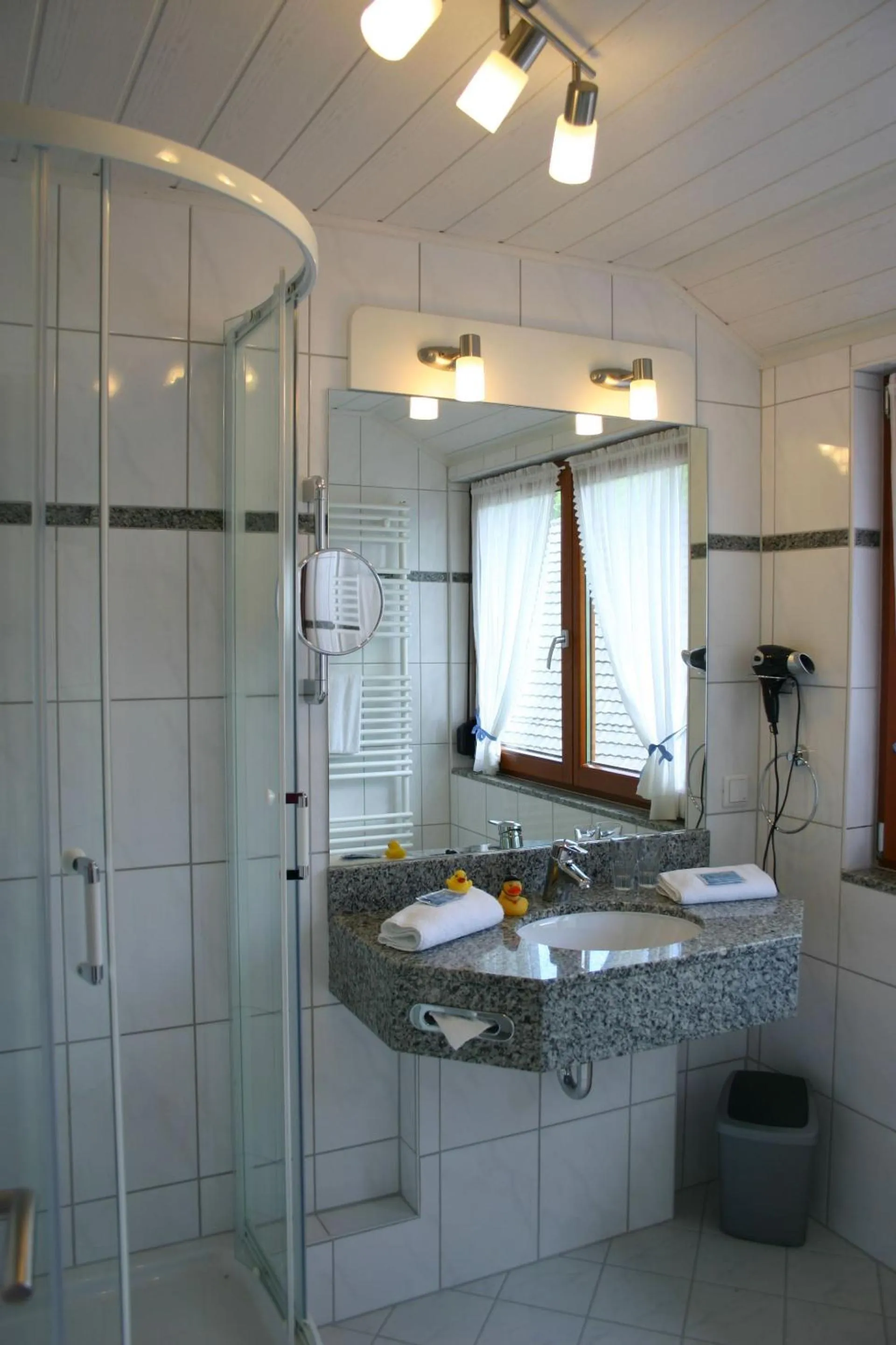 Bathroom in Landhotel Salmen