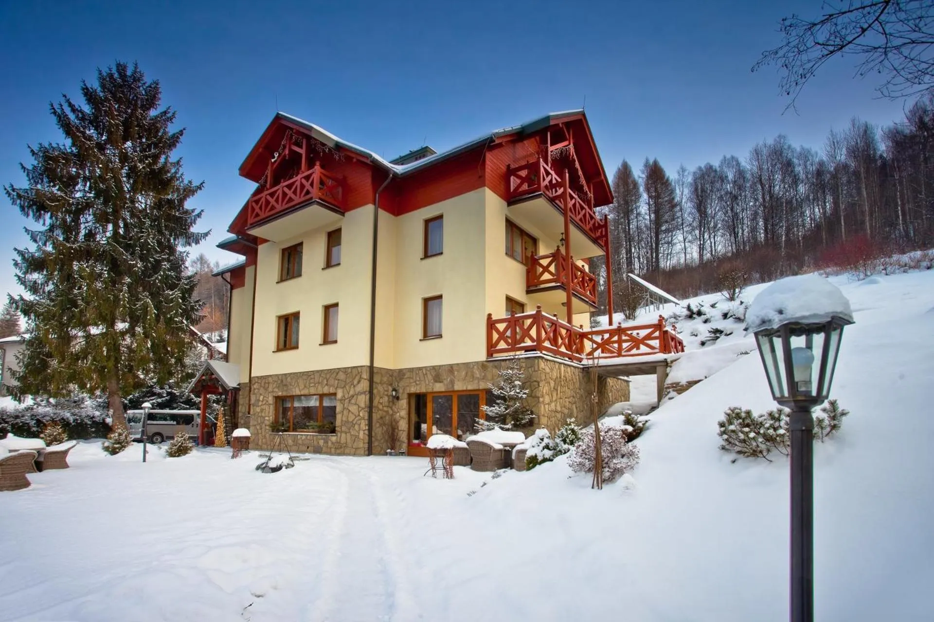 Property building in Willa Trela