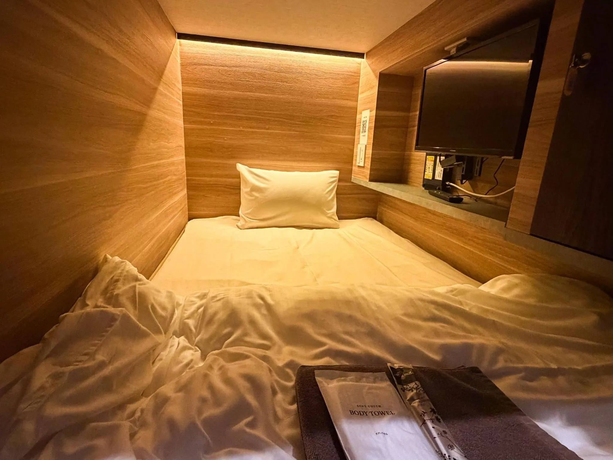 Bed in Pinpon Hotel Hiroshima