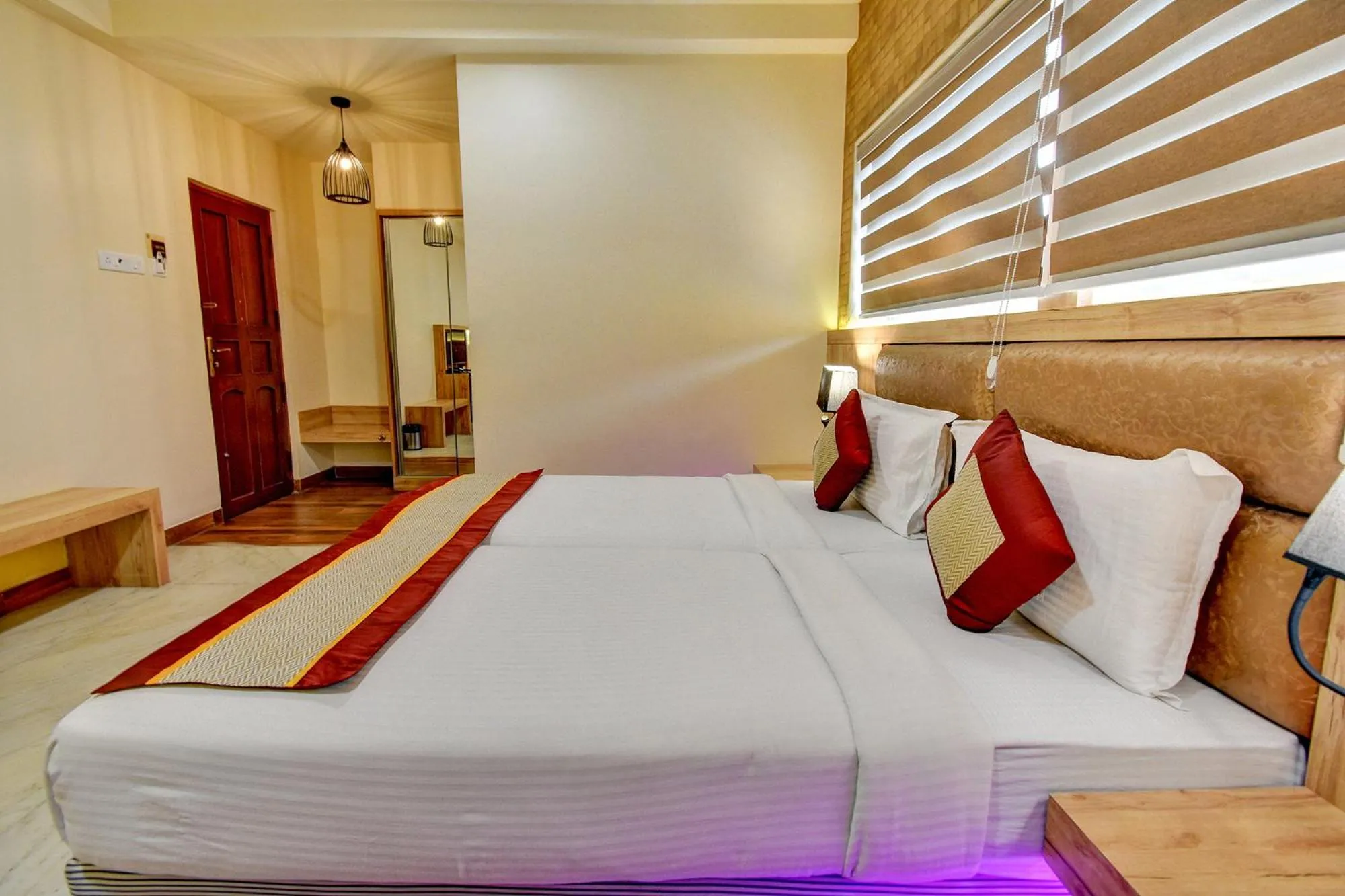 Bedroom, Bed in FabHotel Nestlay Rooms Airport - Nr Chennai International Airport
