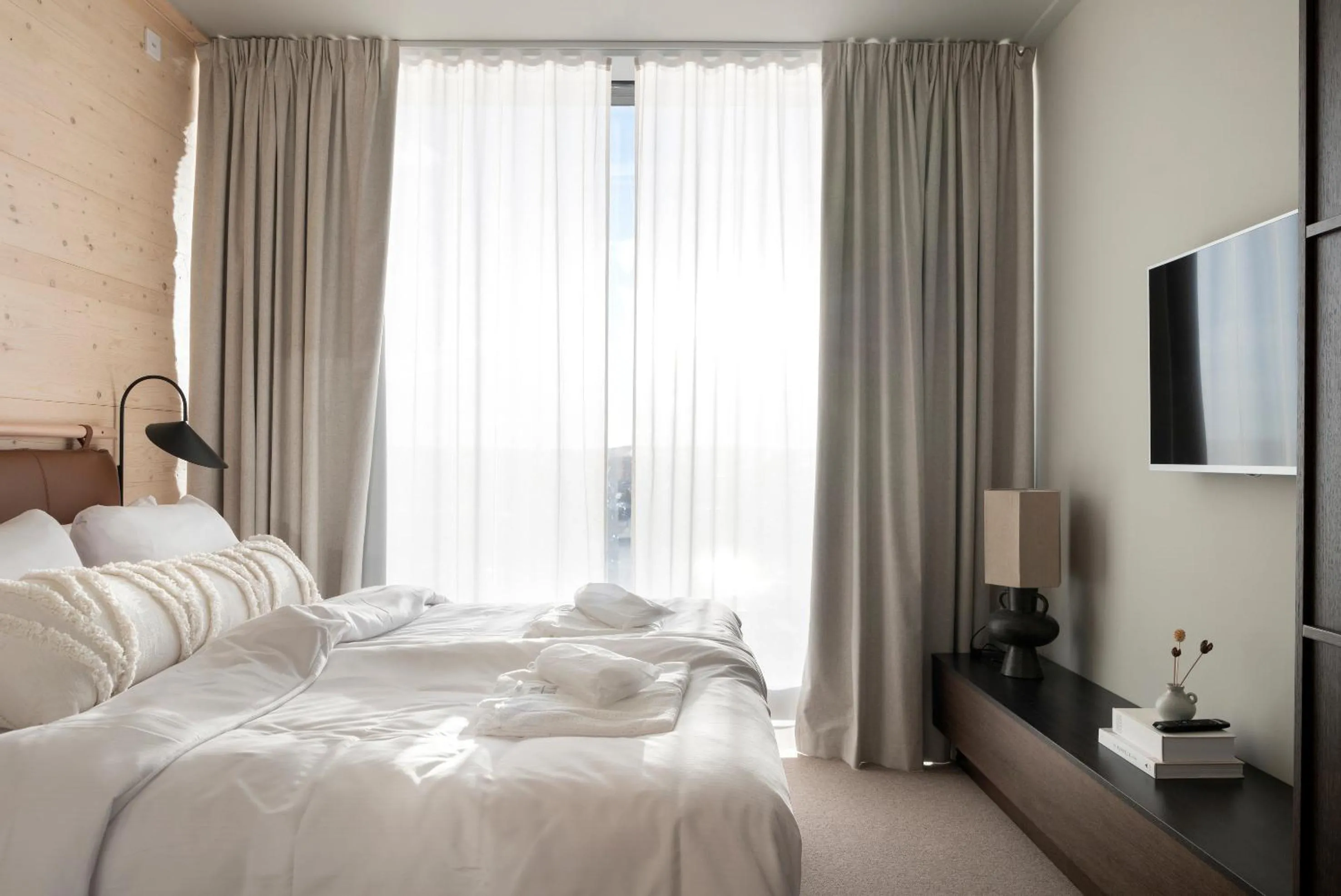 Bed in The Wood Hotel by Elite