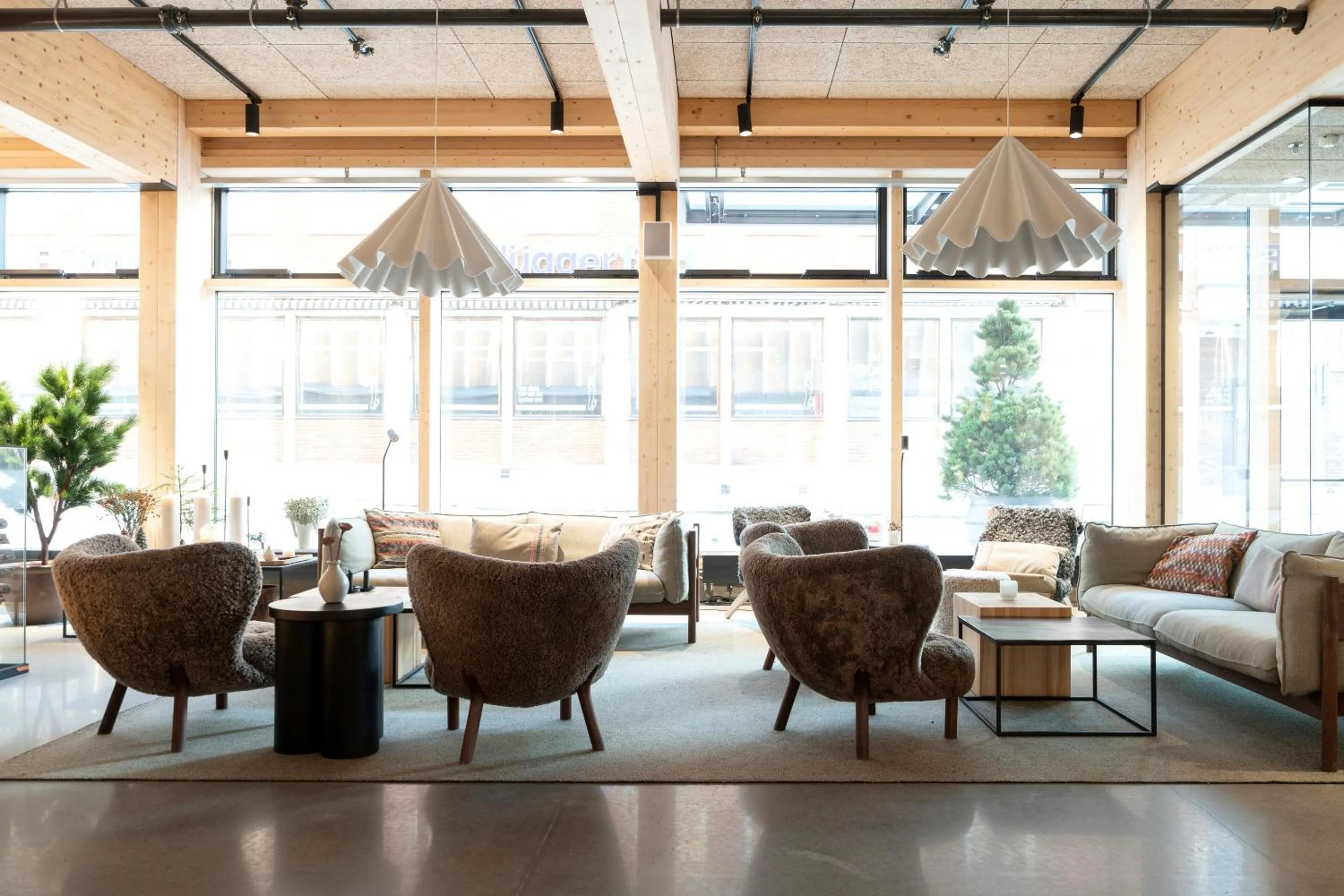 Lobby or reception in The Wood Hotel by Elite