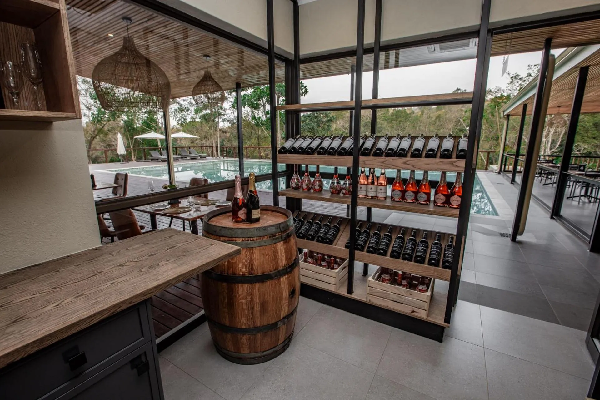 Restaurant/places to eat in Bushbaby Valley Lodge