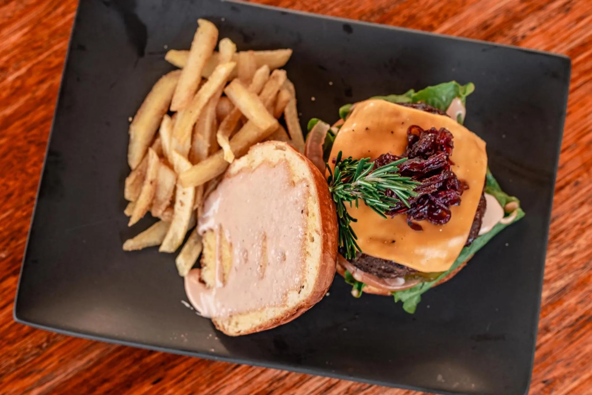 Bushbaby Valley Lodge