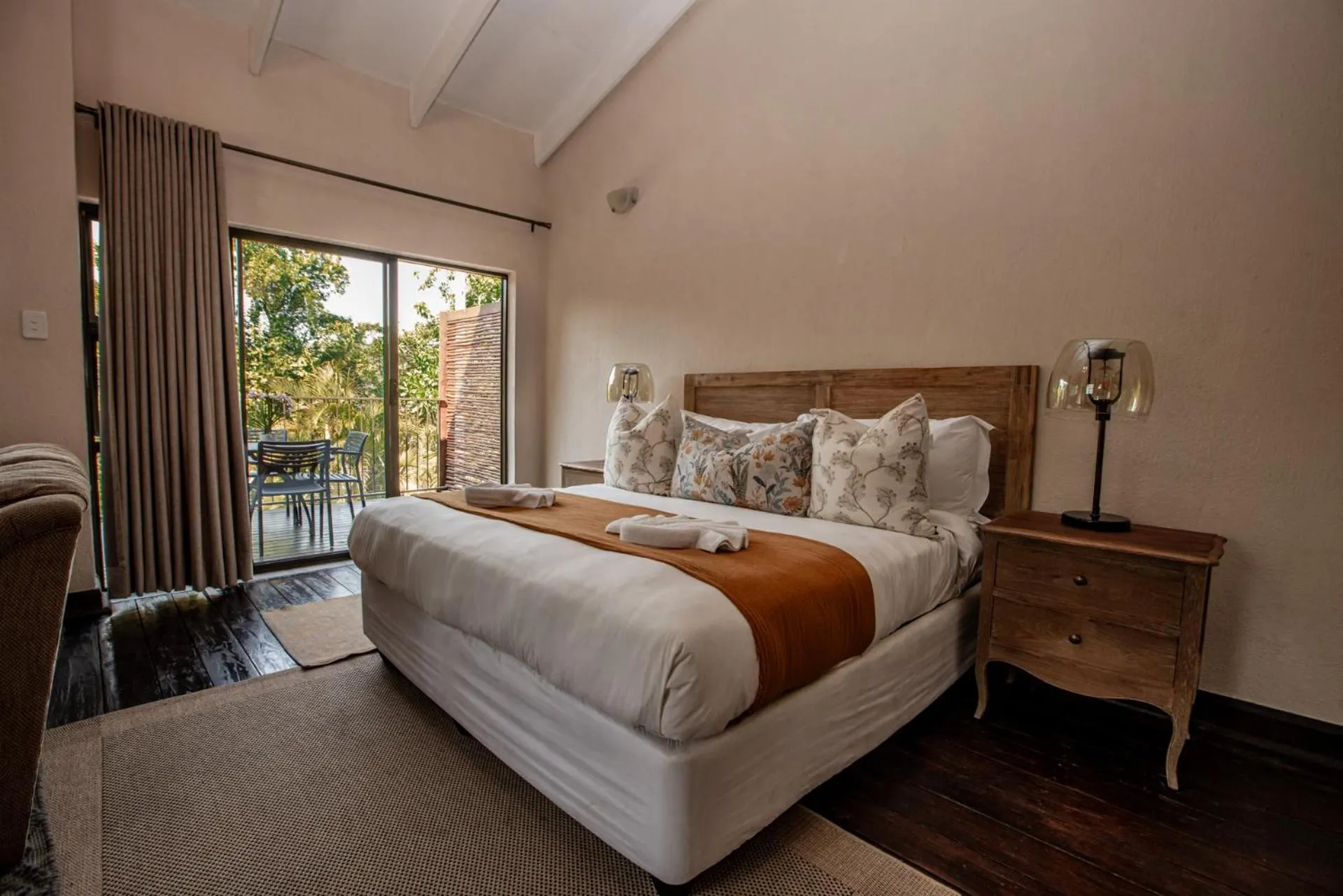 Bed in Bushbaby Valley Lodge