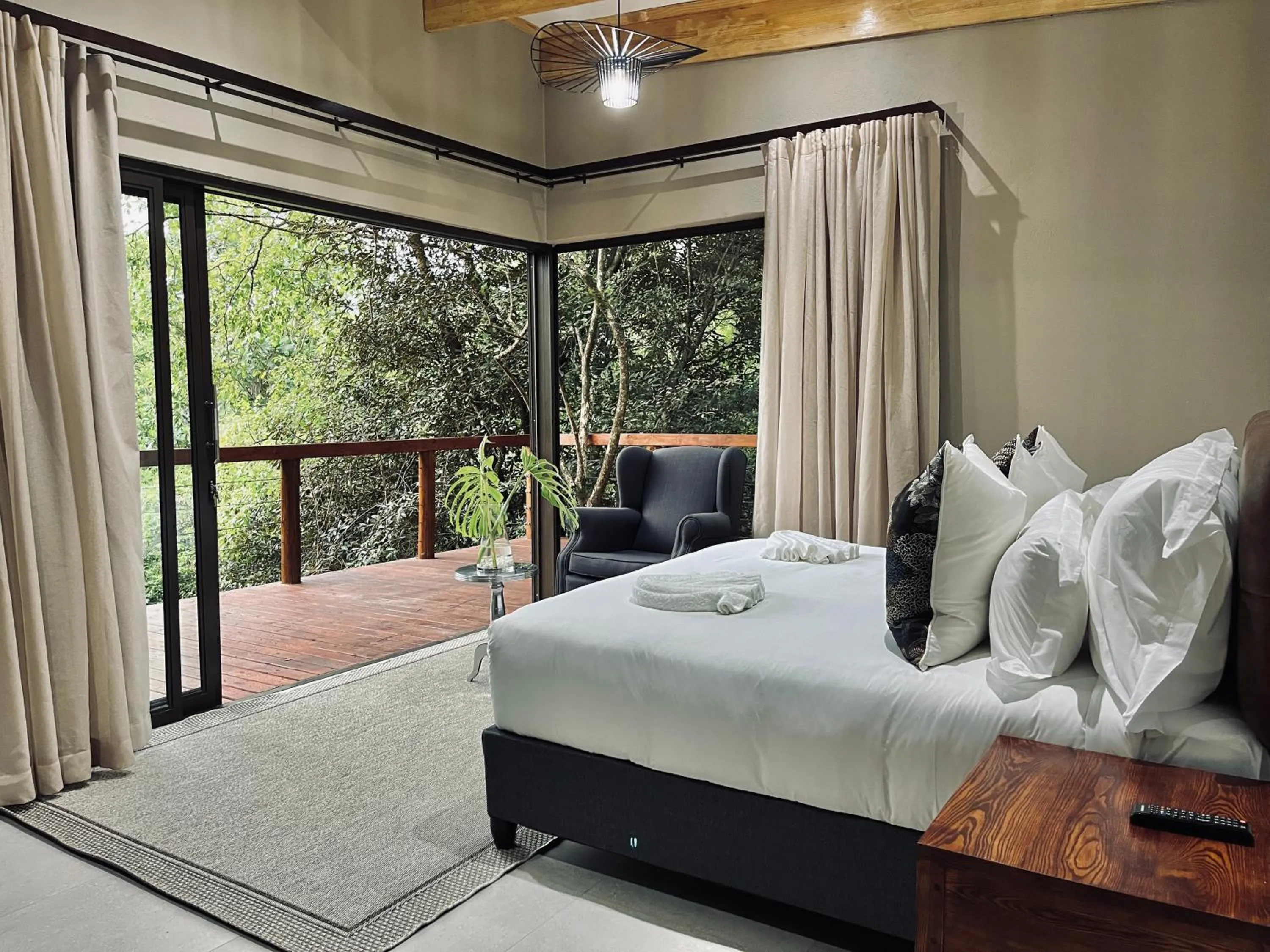 Bed in Bushbaby Valley Lodge