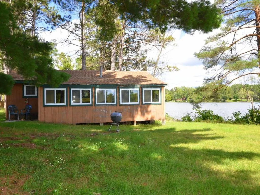 Riverside Point Resort