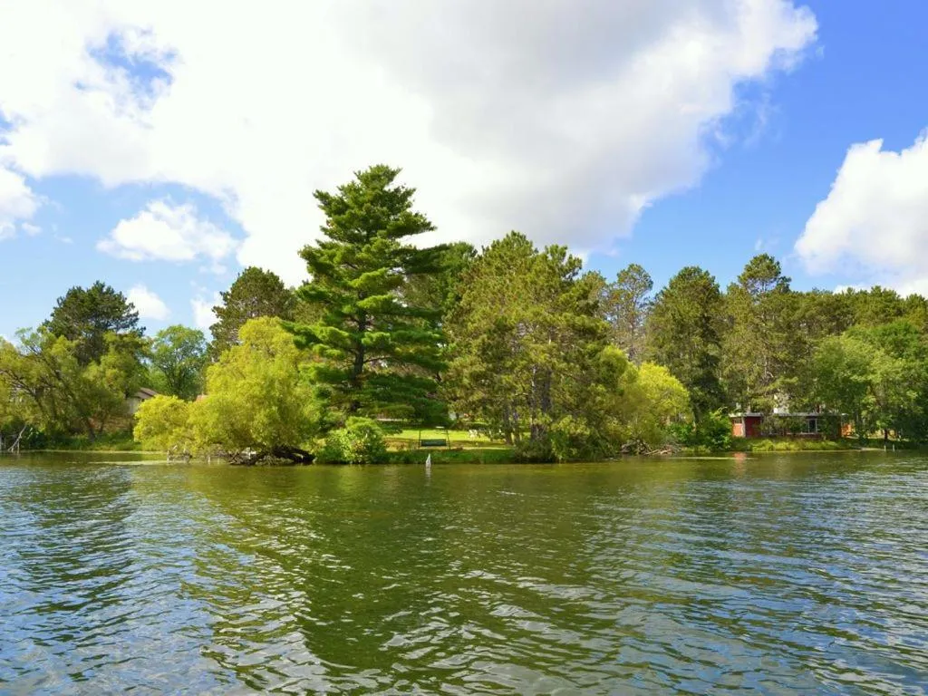 Riverside Point Resort