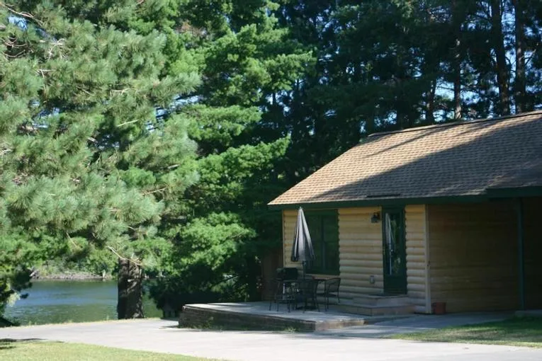 Riverside Point Resort