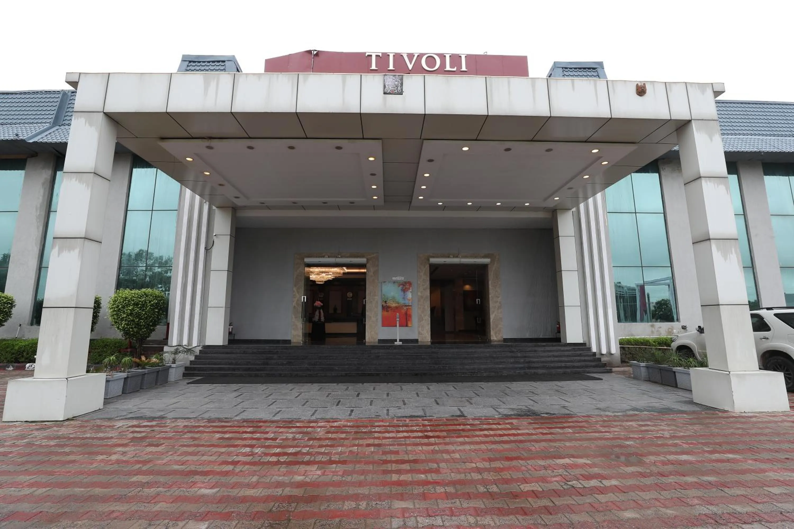 Property building in Tivoli Royal Palace