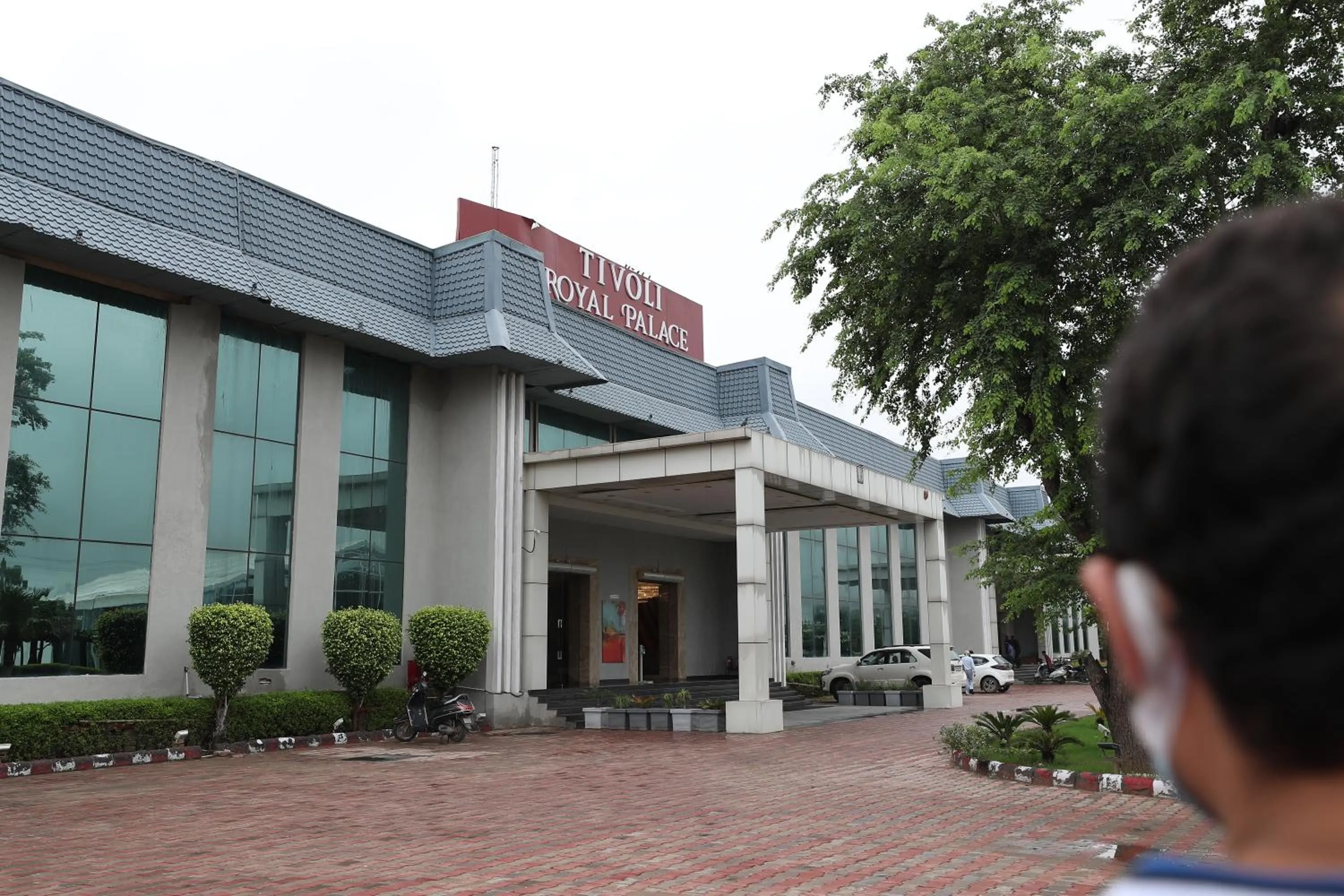 Property building in Tivoli Royal Palace