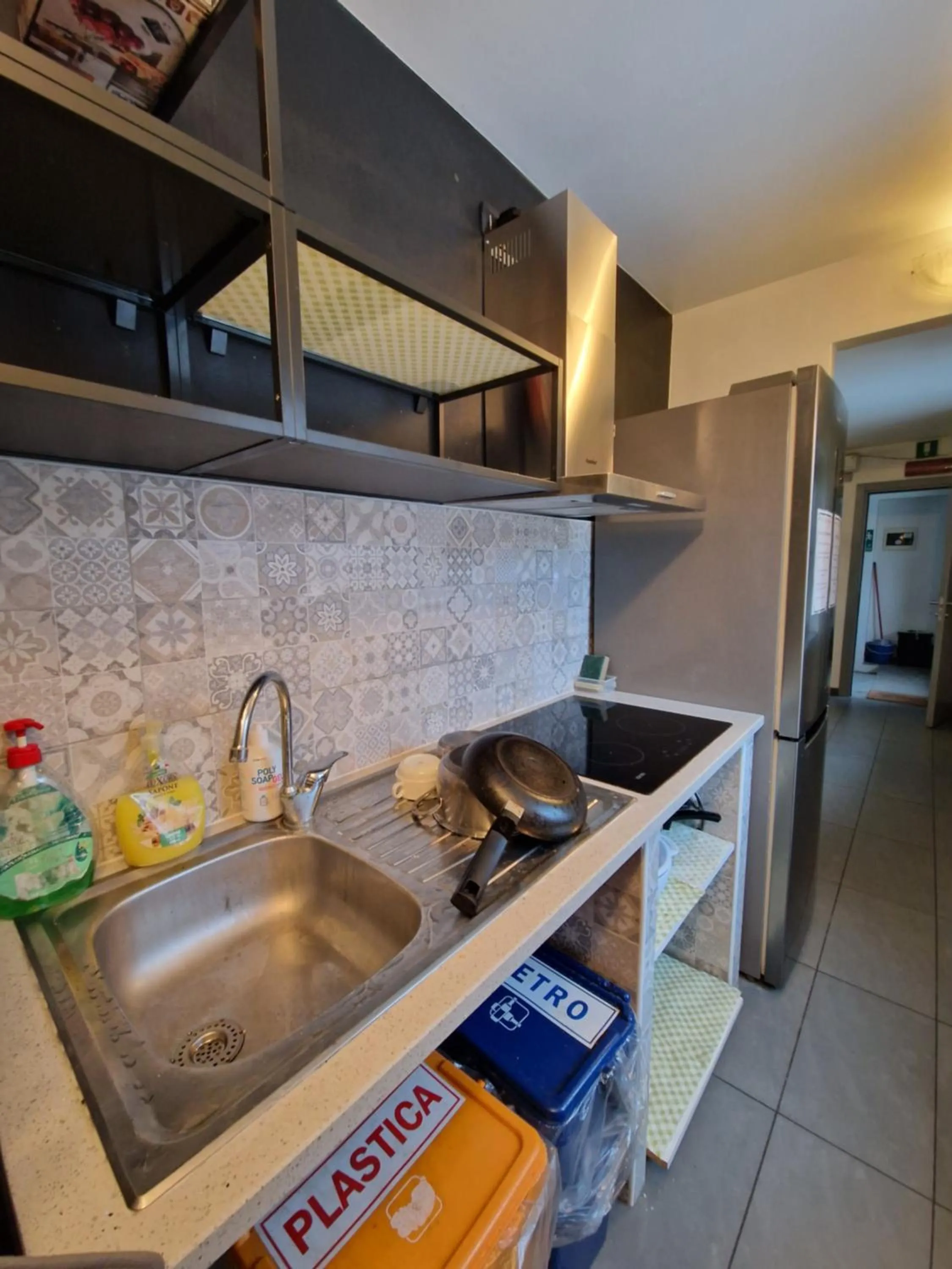 kitchen in B&B e Ostello, Parco di Monza, CASCINA COSTA ALTA