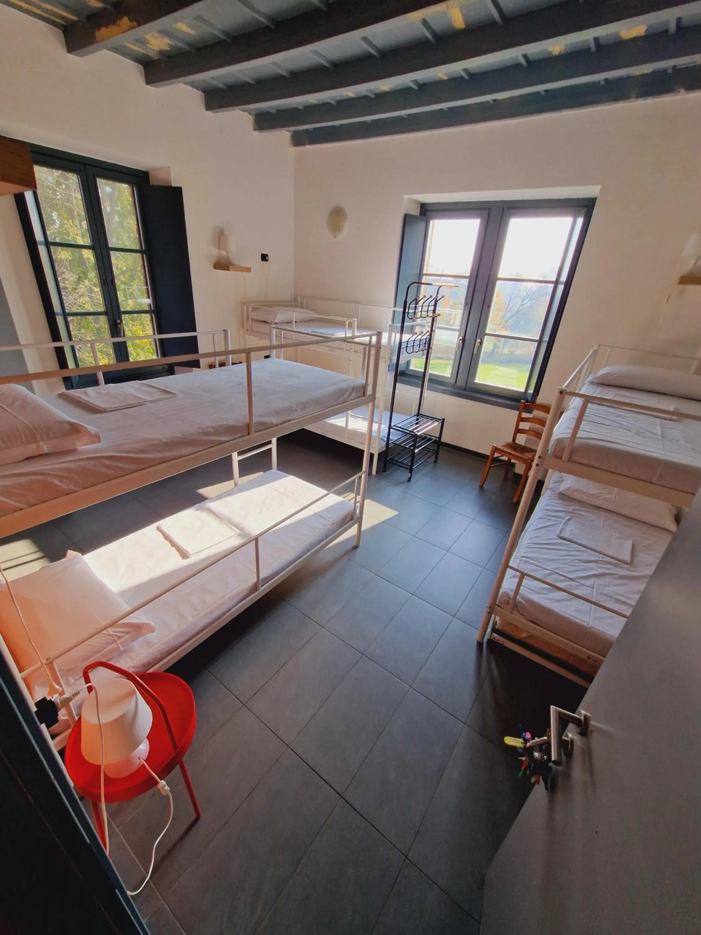 Bed in B&B e Ostello, Parco di Monza, CASCINA COSTA ALTA