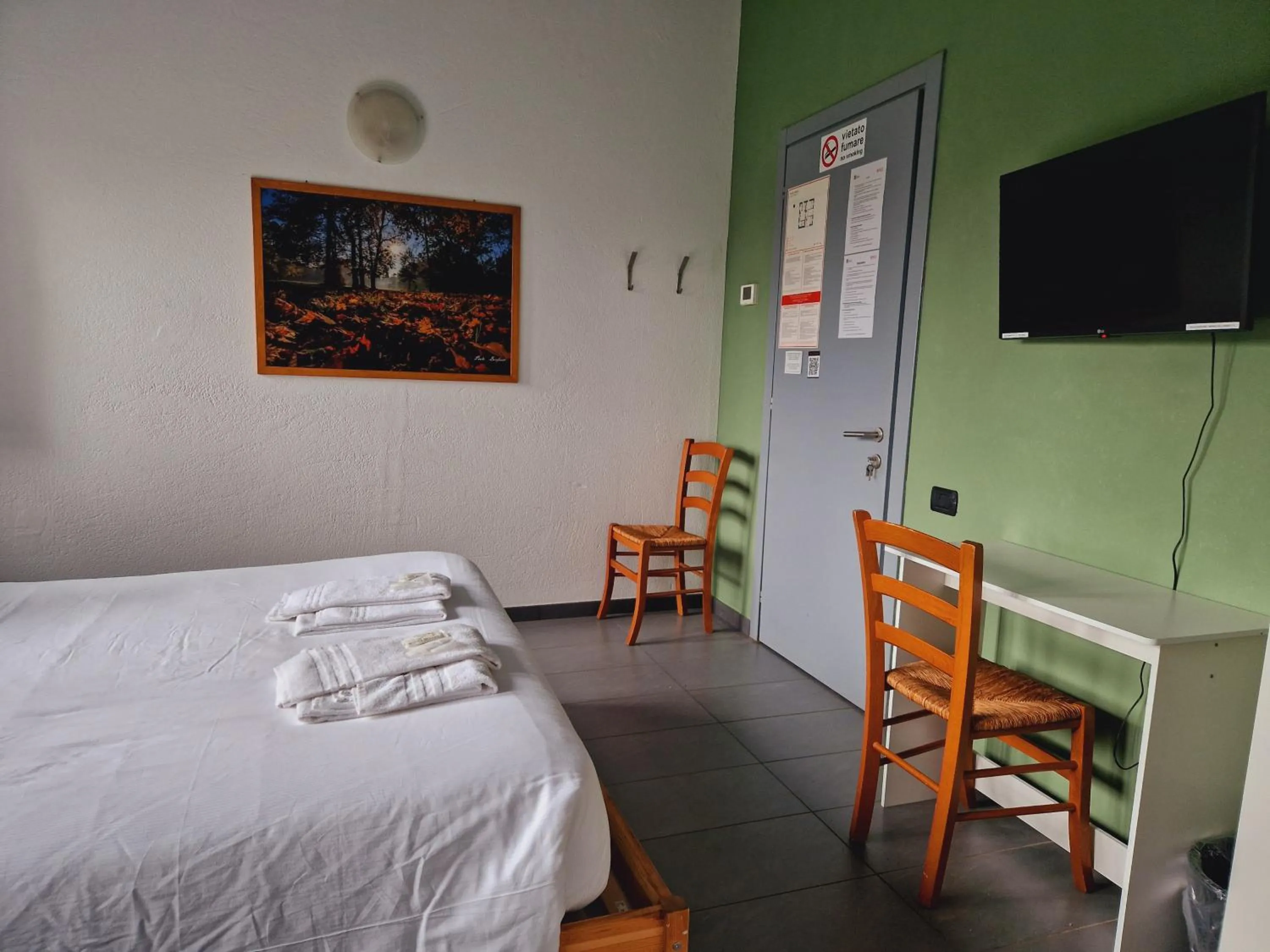 Bed in B&B e Ostello, Parco di Monza, CASCINA COSTA ALTA