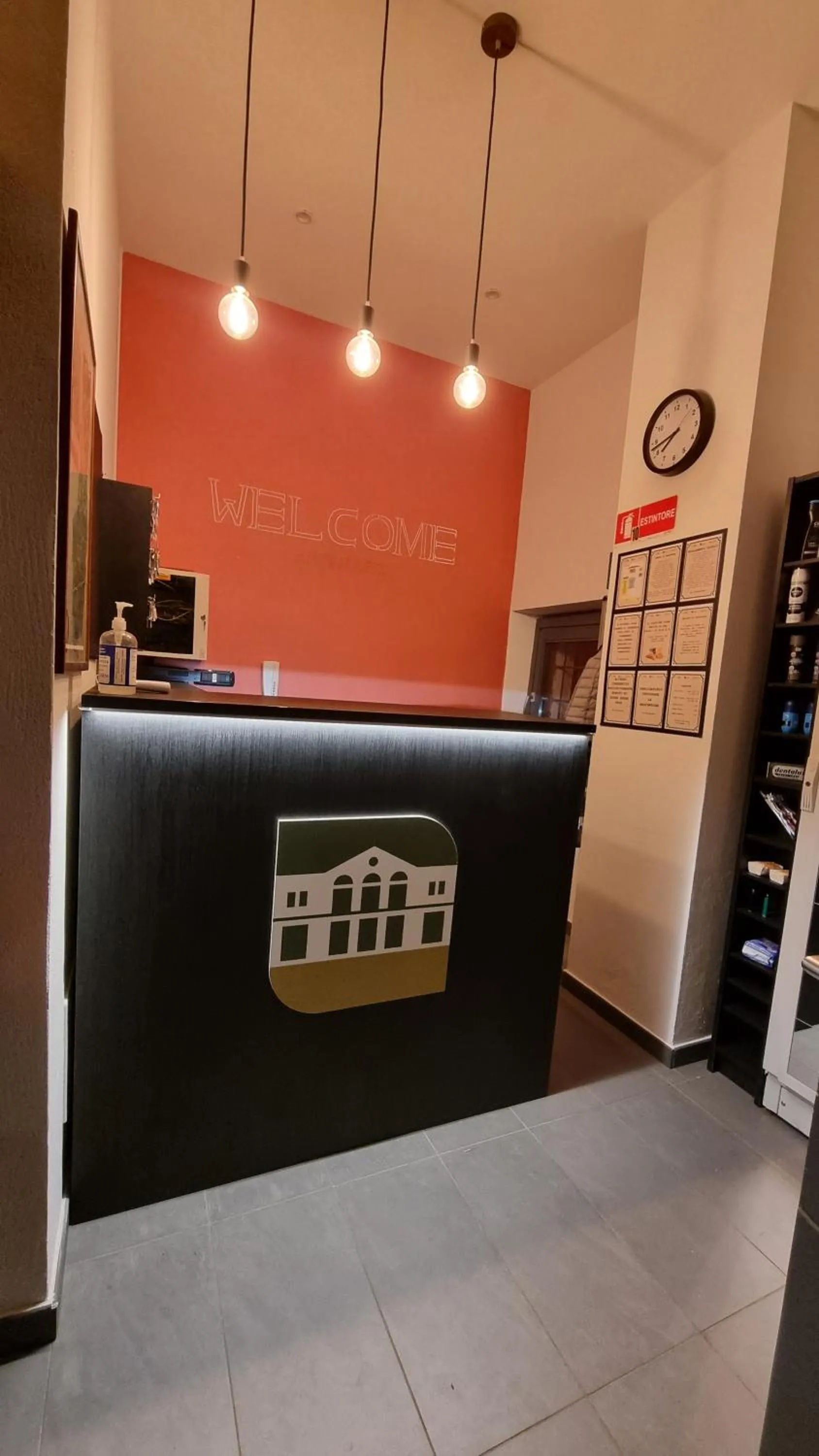 Lobby or reception in B&B e Ostello, Parco di Monza, CASCINA COSTA ALTA