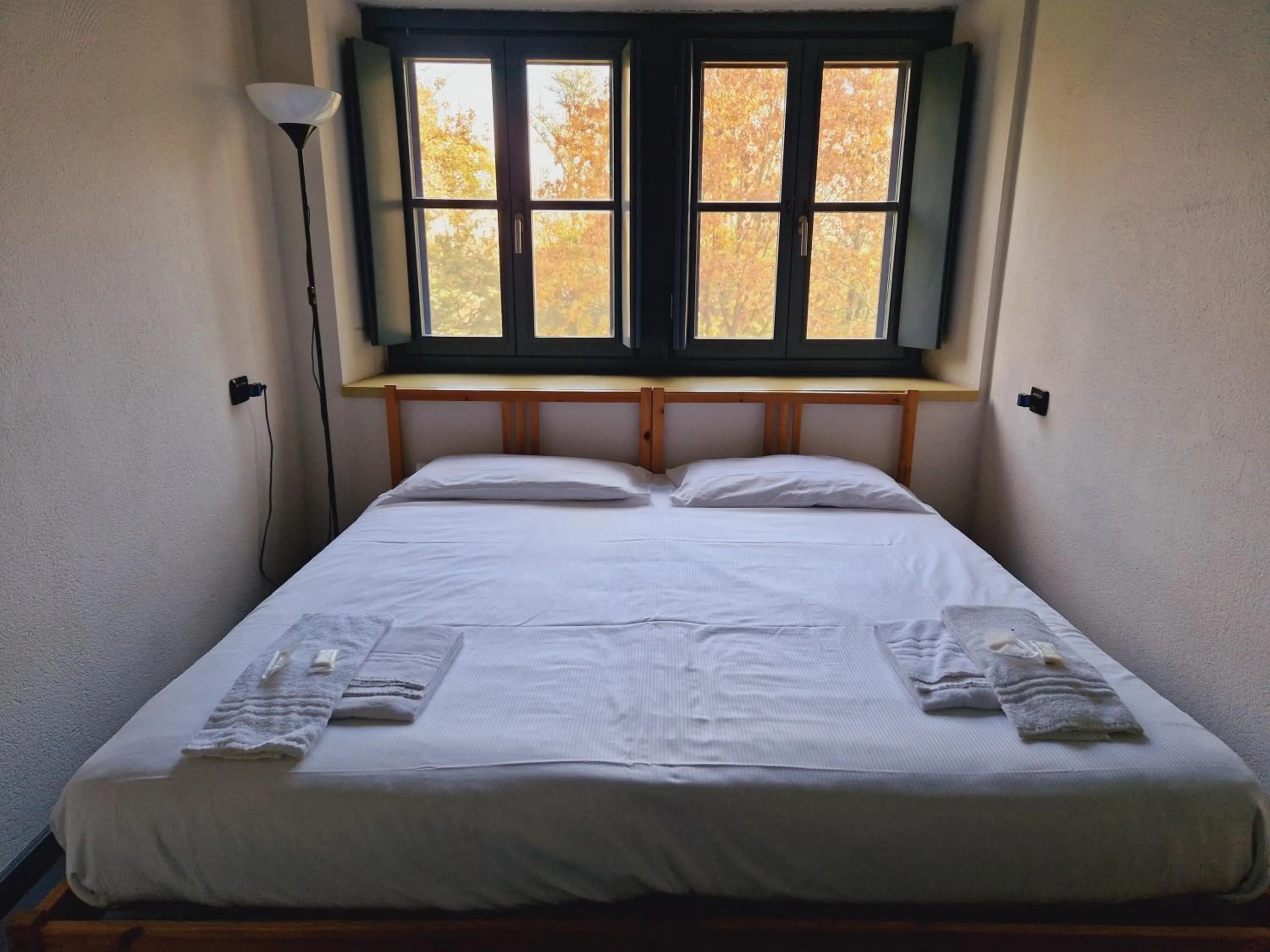 Bed in B&B e Ostello, Parco di Monza, CASCINA COSTA ALTA