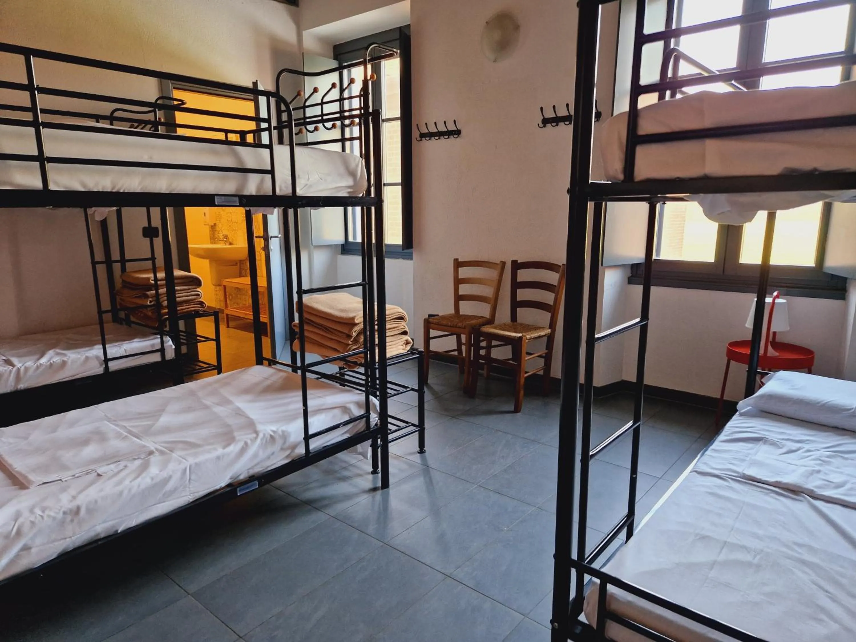 Bed in B&B e Ostello, Parco di Monza, CASCINA COSTA ALTA