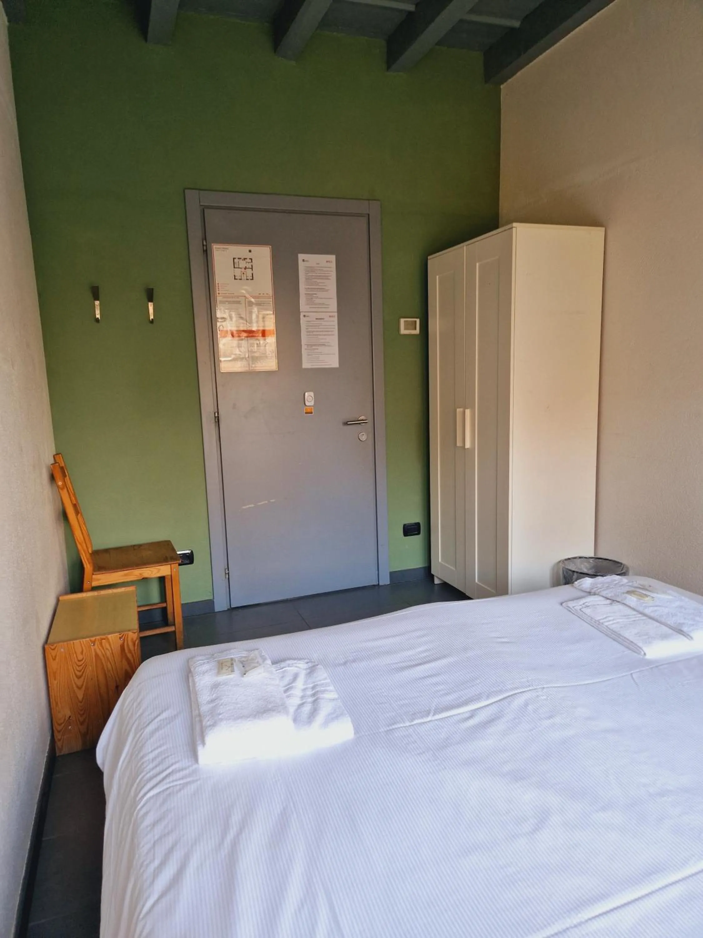 Bed in B&B e Ostello, Parco di Monza, CASCINA COSTA ALTA