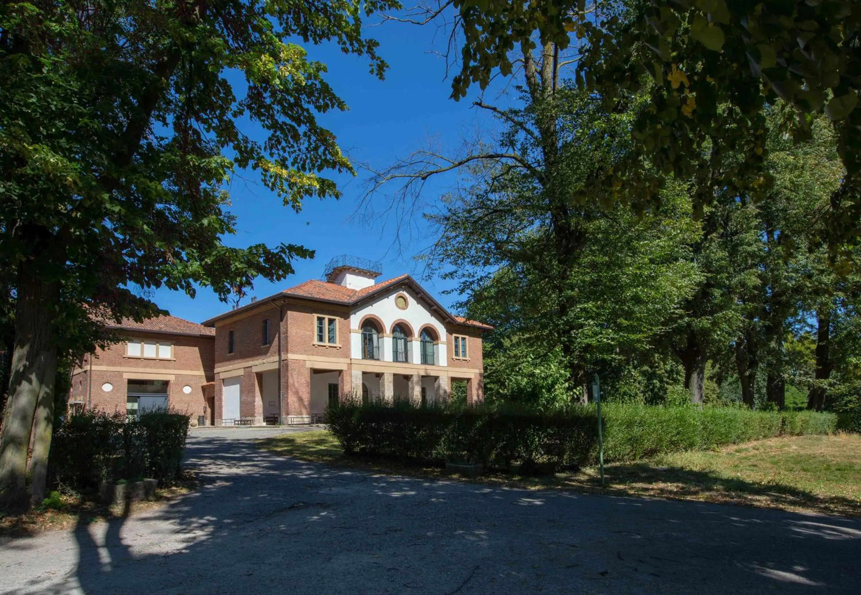 Property building in B&B e Ostello, Parco di Monza, CASCINA COSTA ALTA