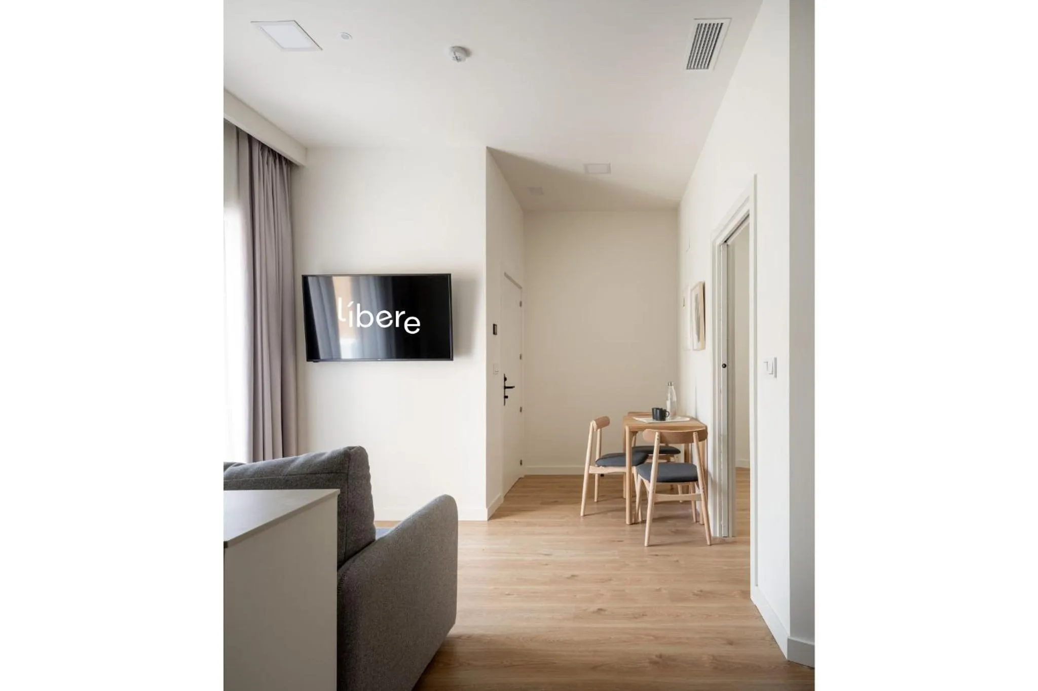 Seating area in Líbere Bilbao La Vieja