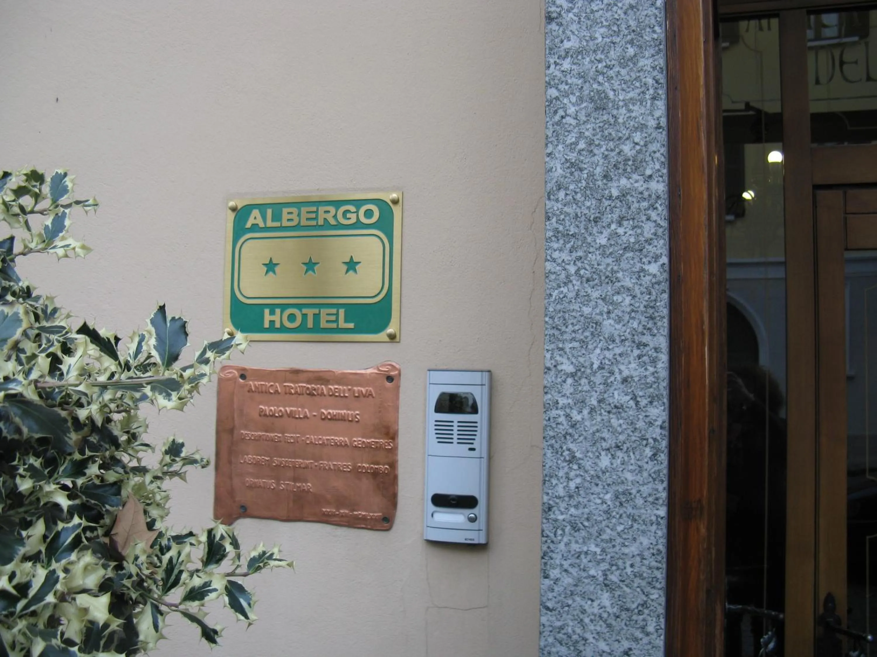 Decorative detail in Antica Trattoria dell'Uva