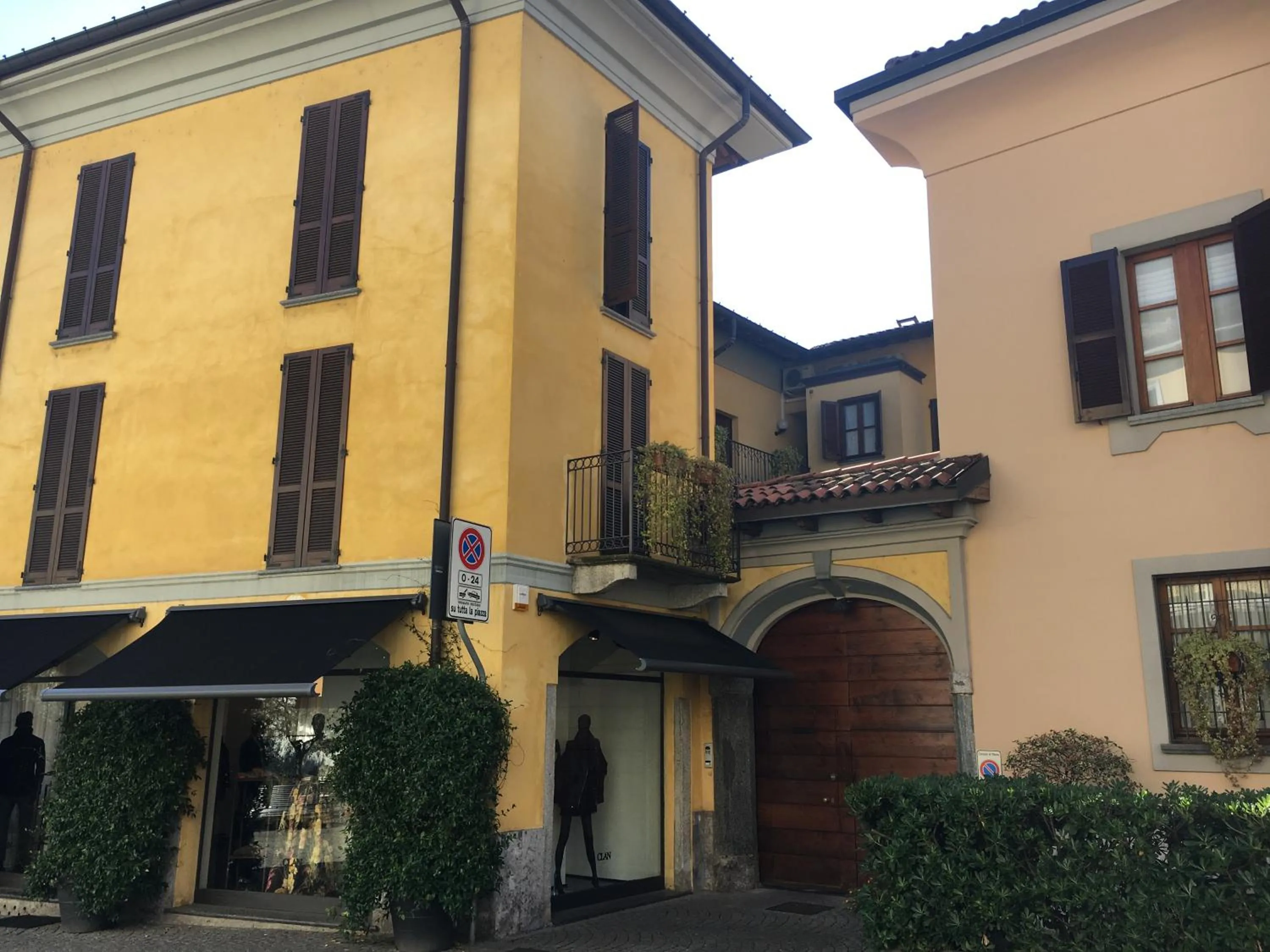 Facade/entrance in Antica Trattoria dell'Uva