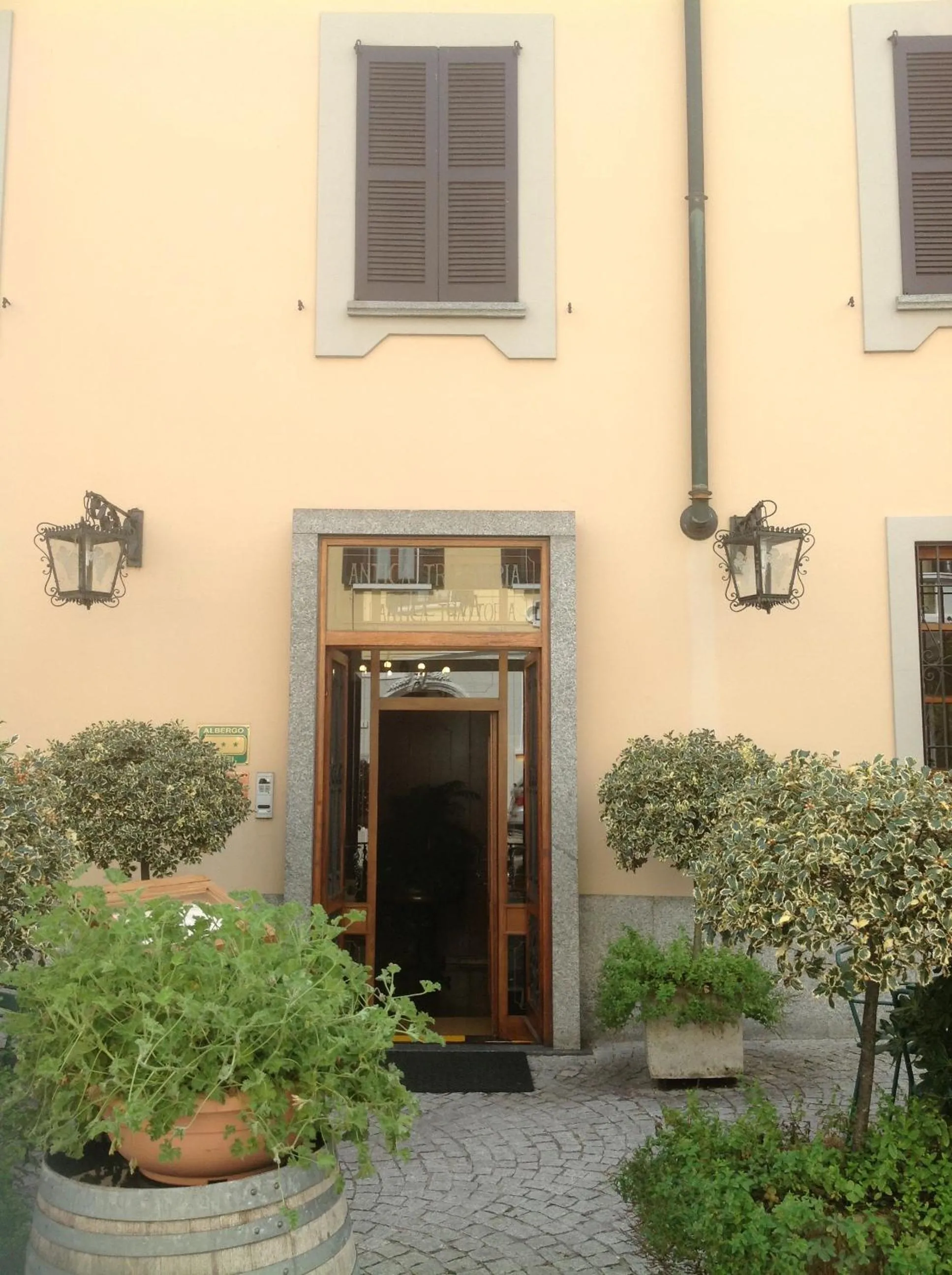 Facade/entrance in Antica Trattoria dell'Uva