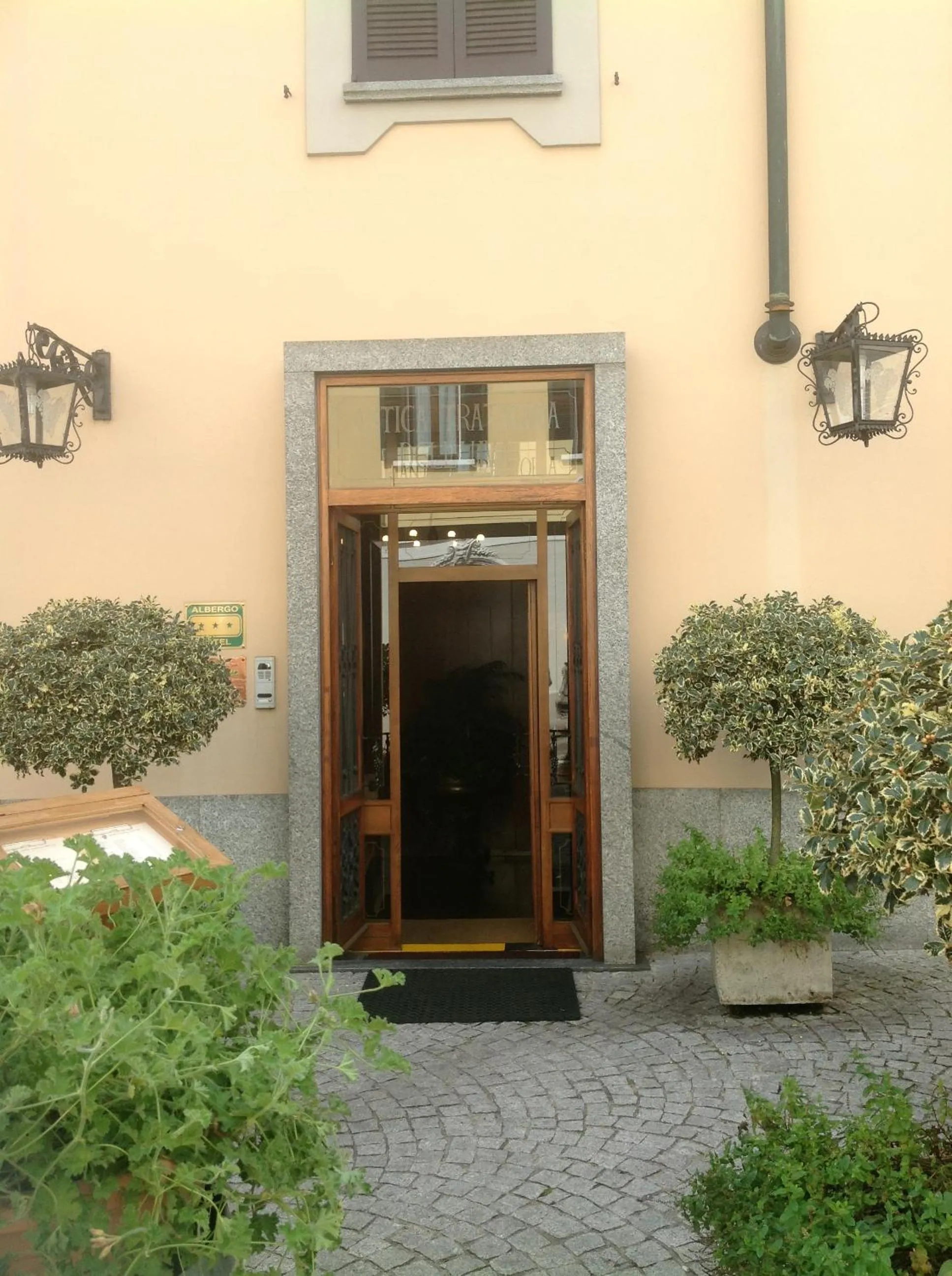Facade/entrance in Antica Trattoria dell'Uva