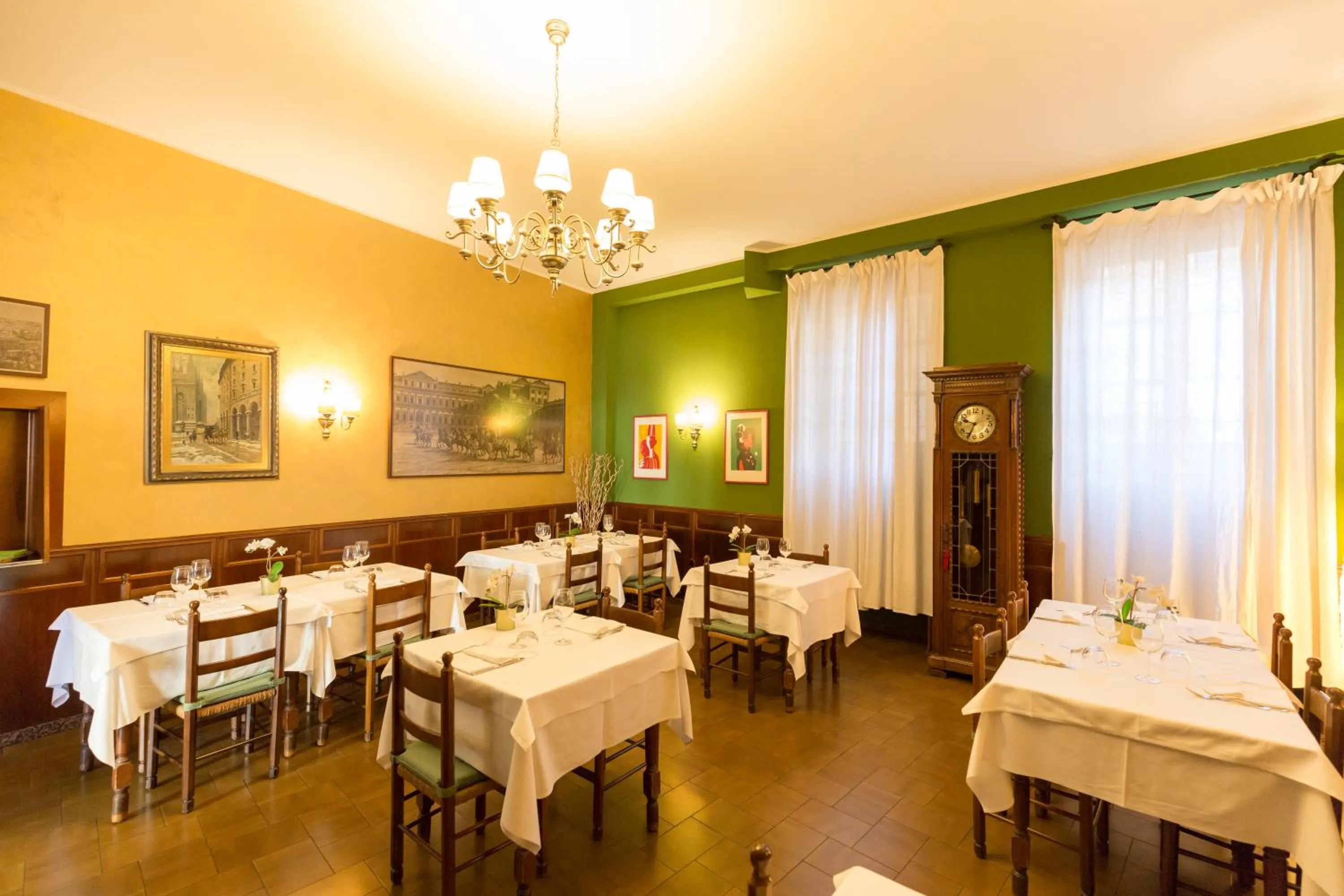 Restaurant/places to eat in Antica Trattoria dell'Uva