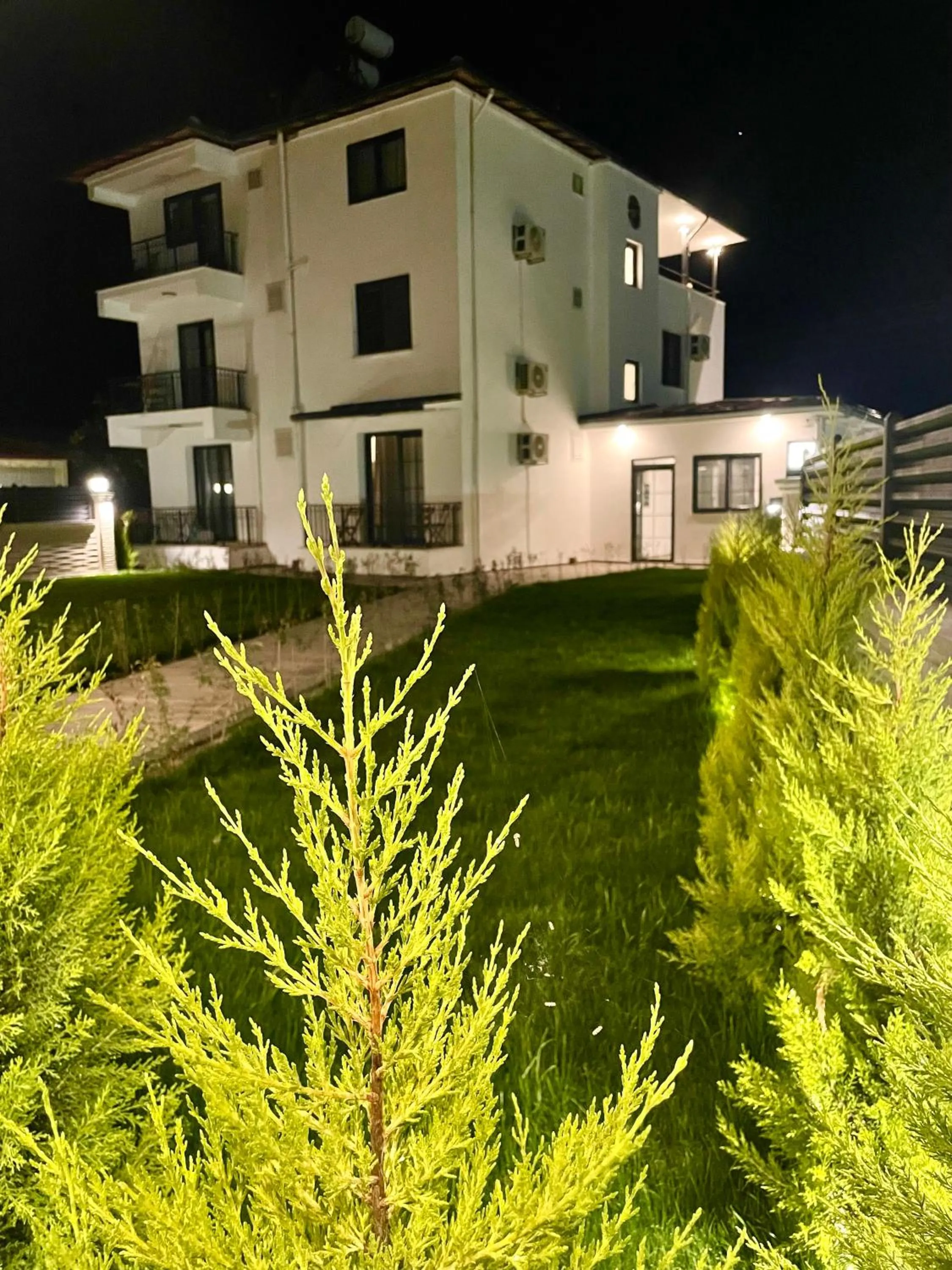 Garden in Dalaman Airport AliBaba Hotel