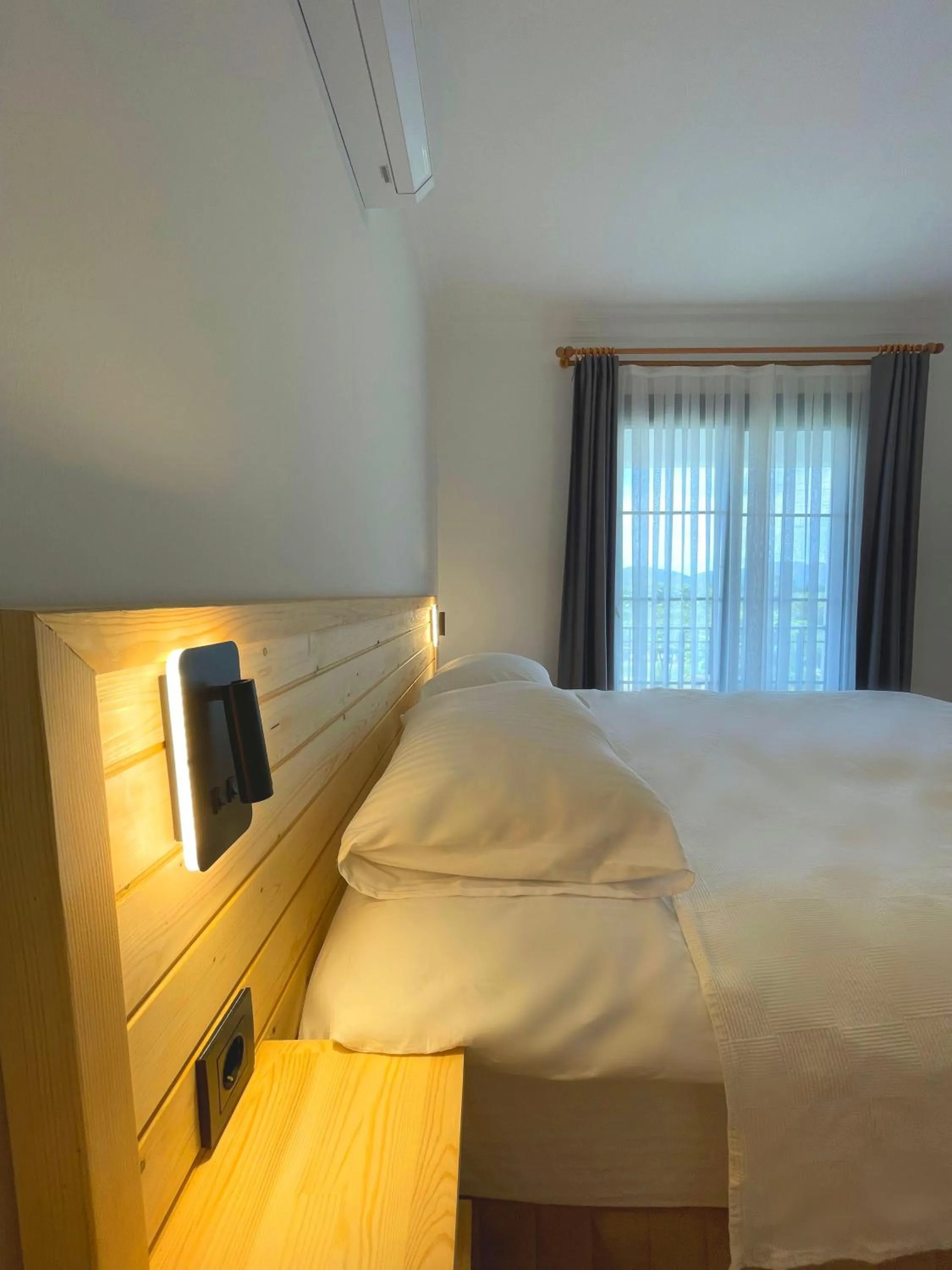 Bed in Dalaman Airport AliBaba Hotel