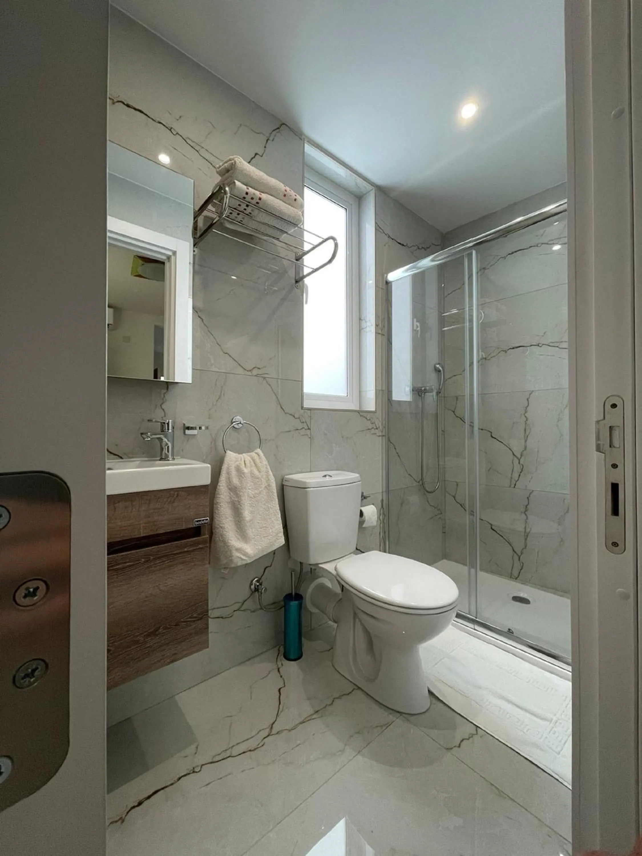 Bathroom in La Reggia Seaview Guesthouse