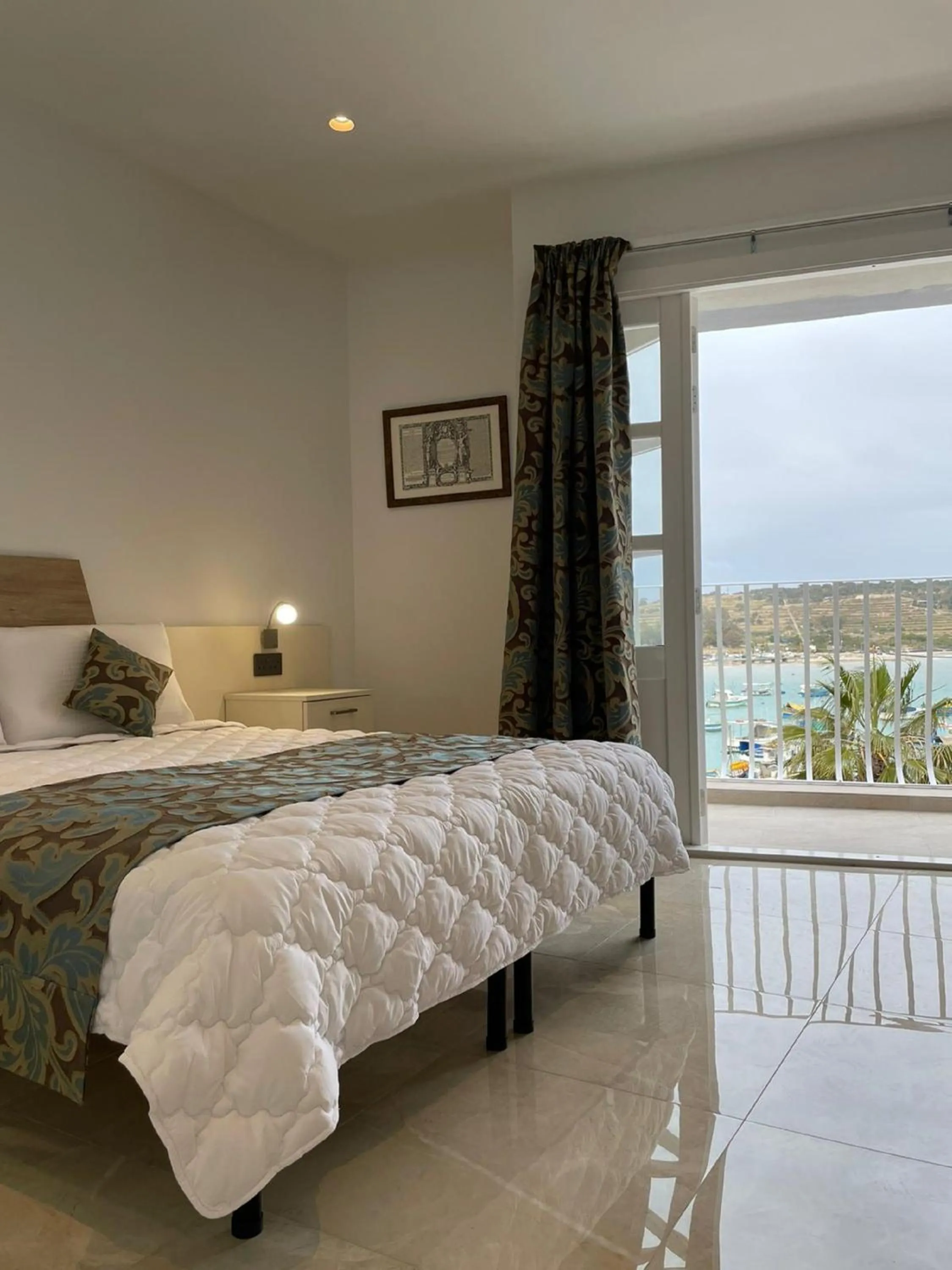 View (from property/room), Bed in La Reggia Seaview Guesthouse