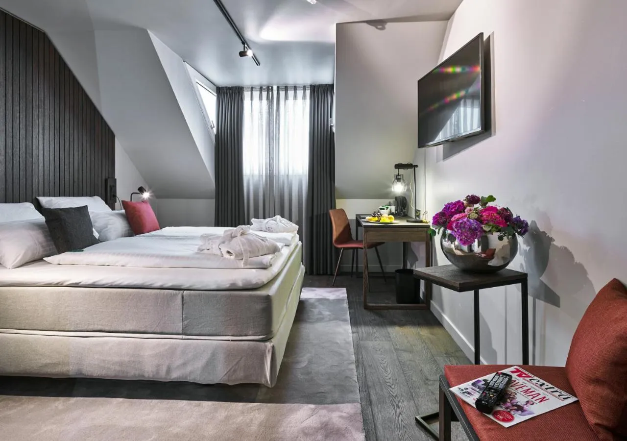 TV and multimedia, Bed in Hotel-Hofbräu am Stadtring