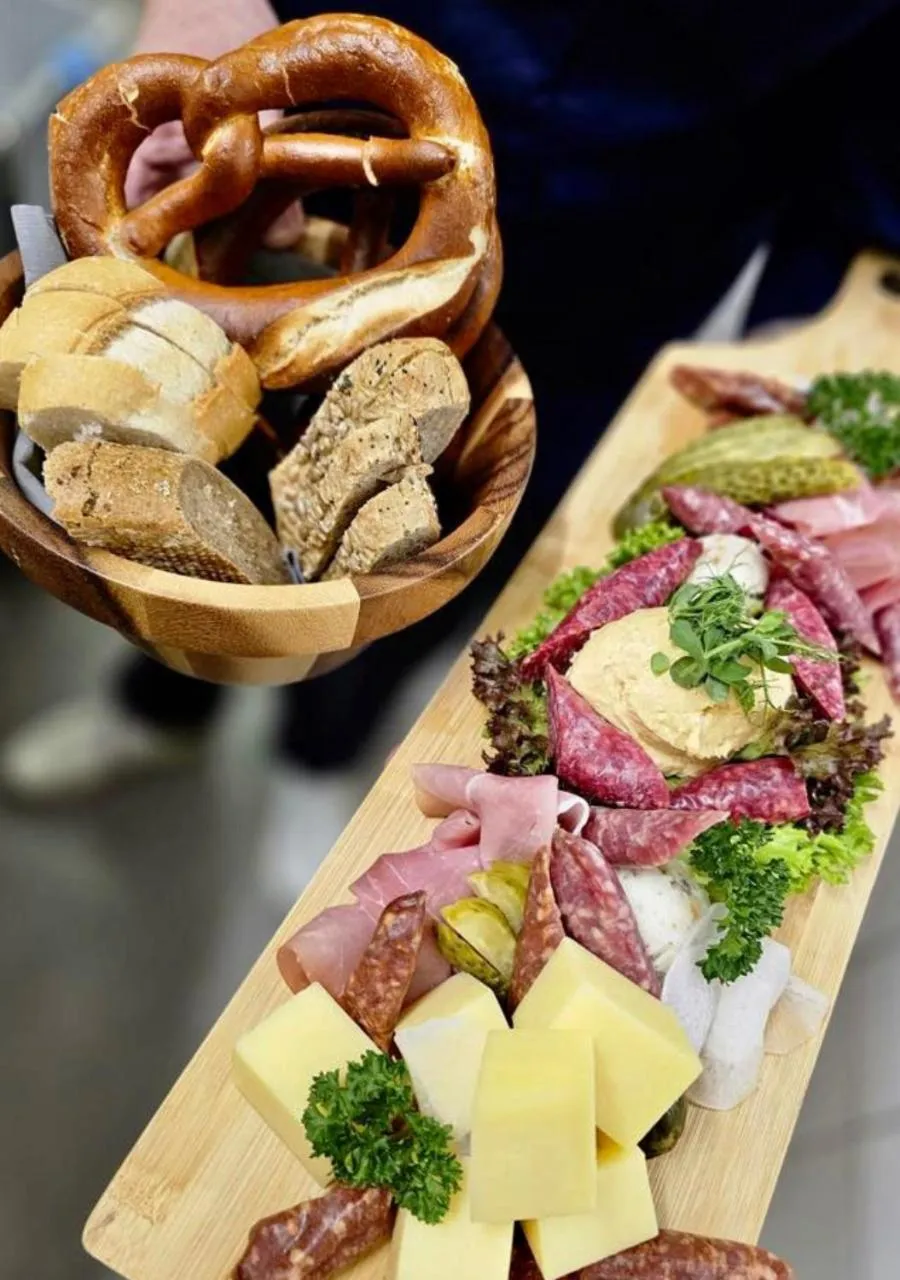 Restaurant/places to eat in Hotel-Hofbräu am Stadtring