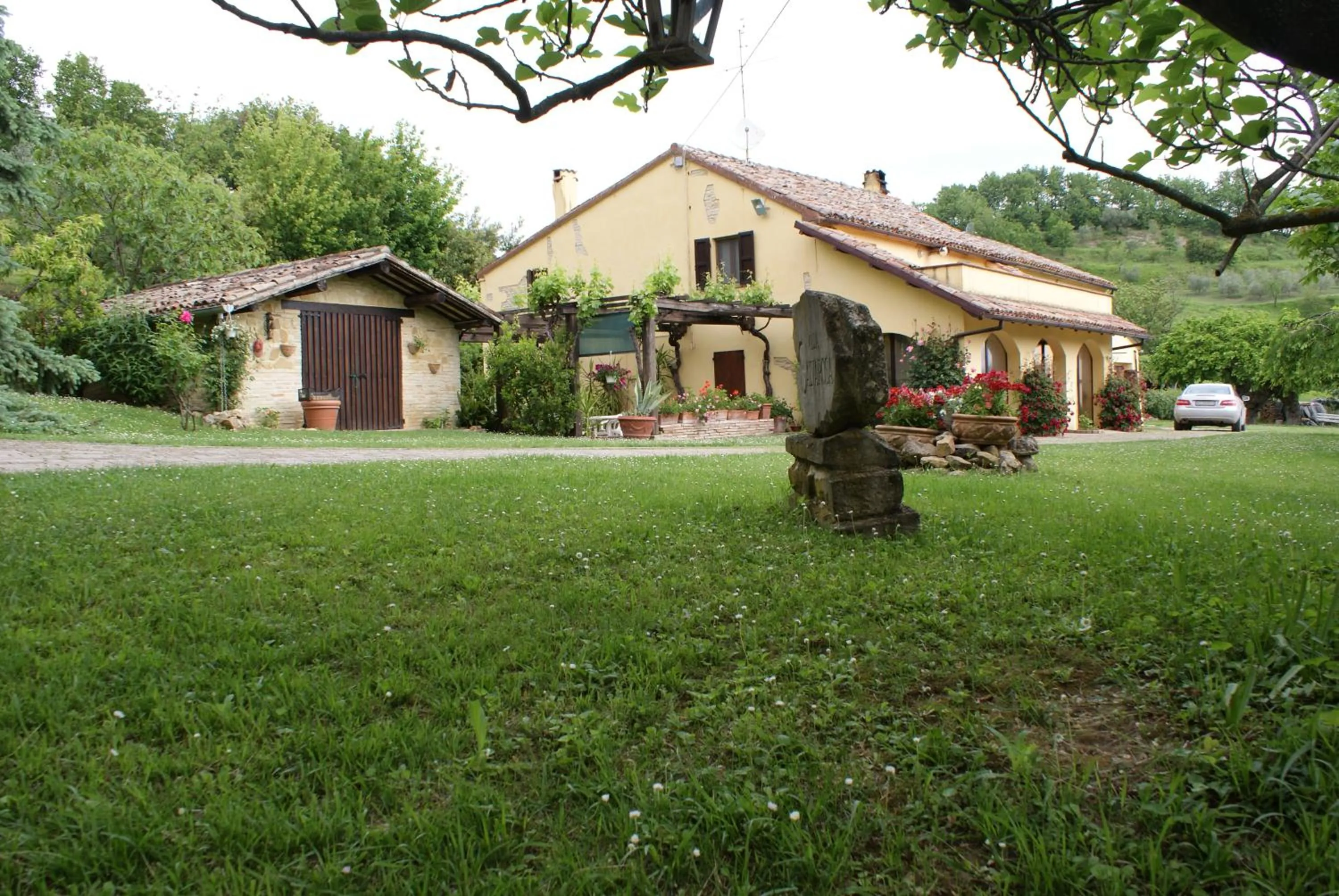 Property building in B&B Salvarosa