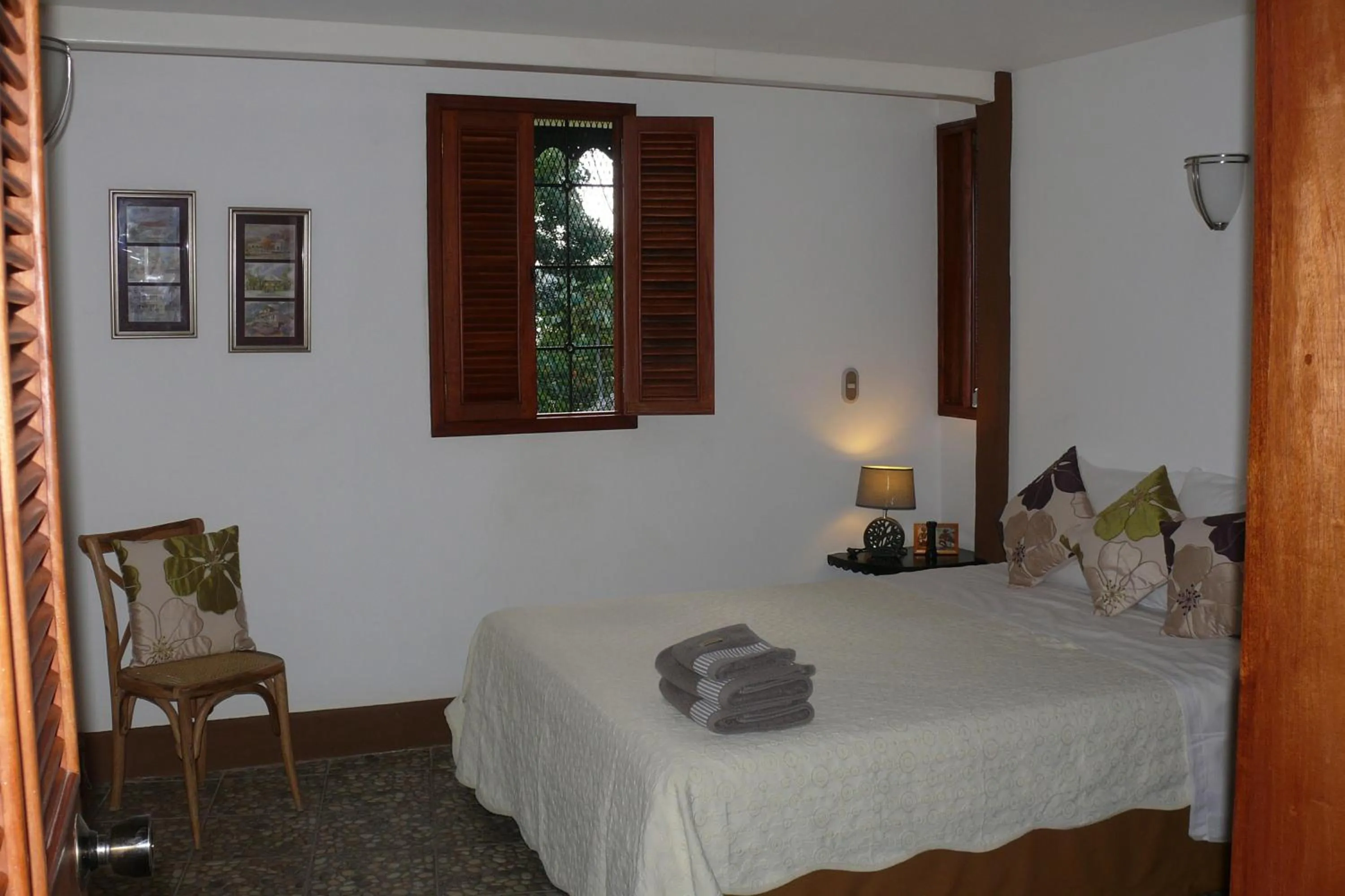 Bedroom, Bed in Zopango Orchids Island