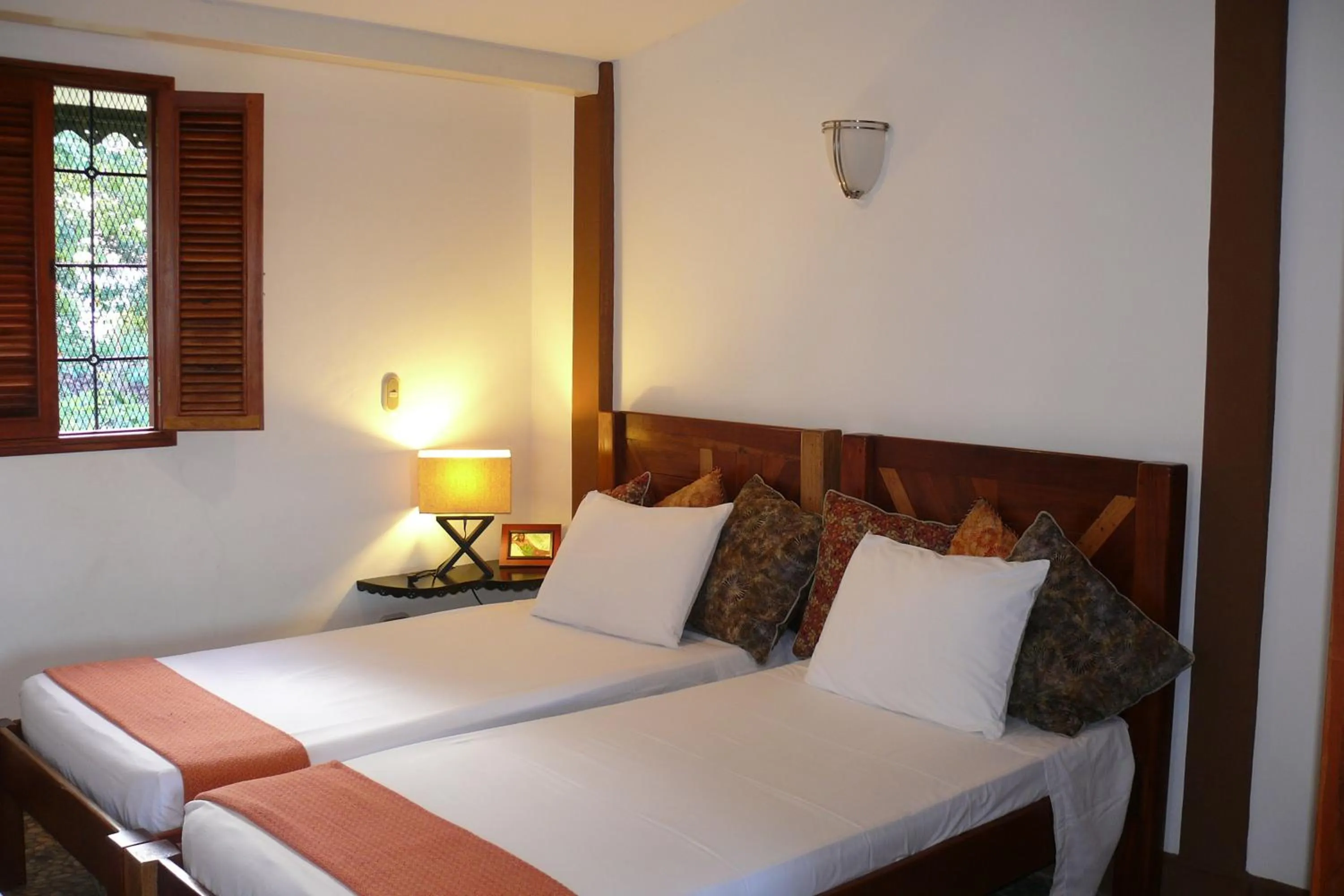 Bedroom, Bed in Zopango Orchids Island