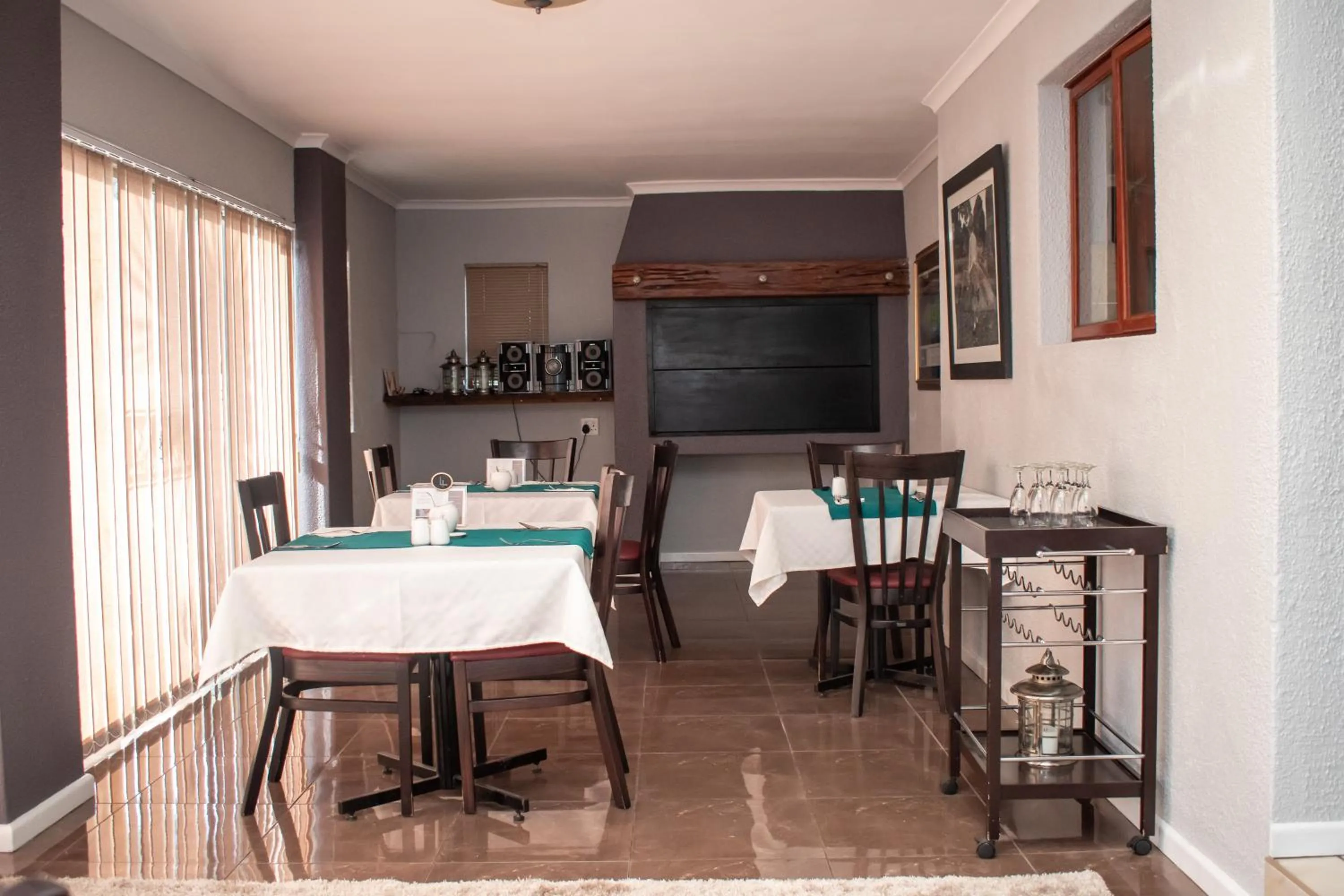 Entertainment in Balmoral Lodge